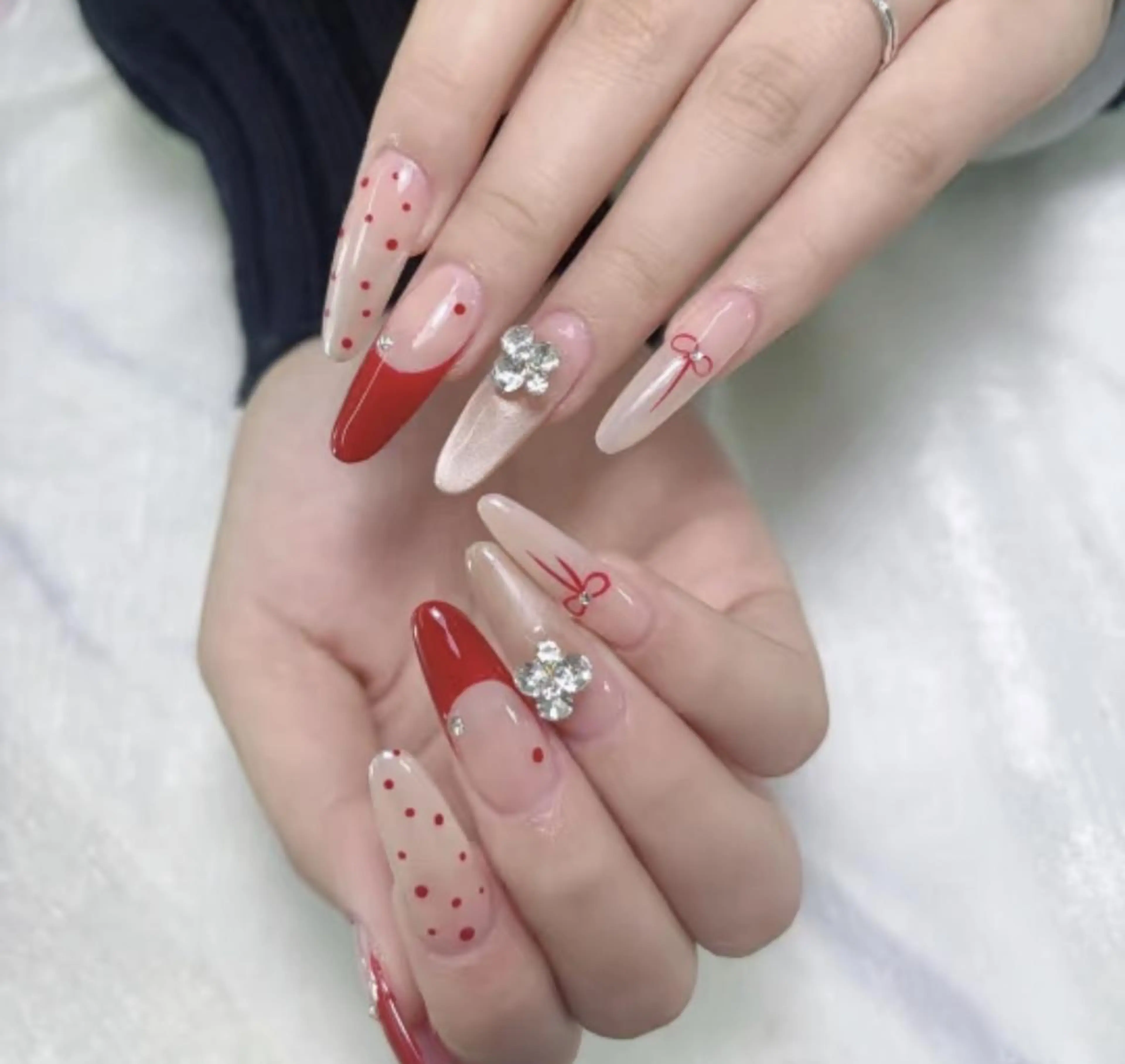ネイル エリ🫧 nail池袋東口のネイルデザイン