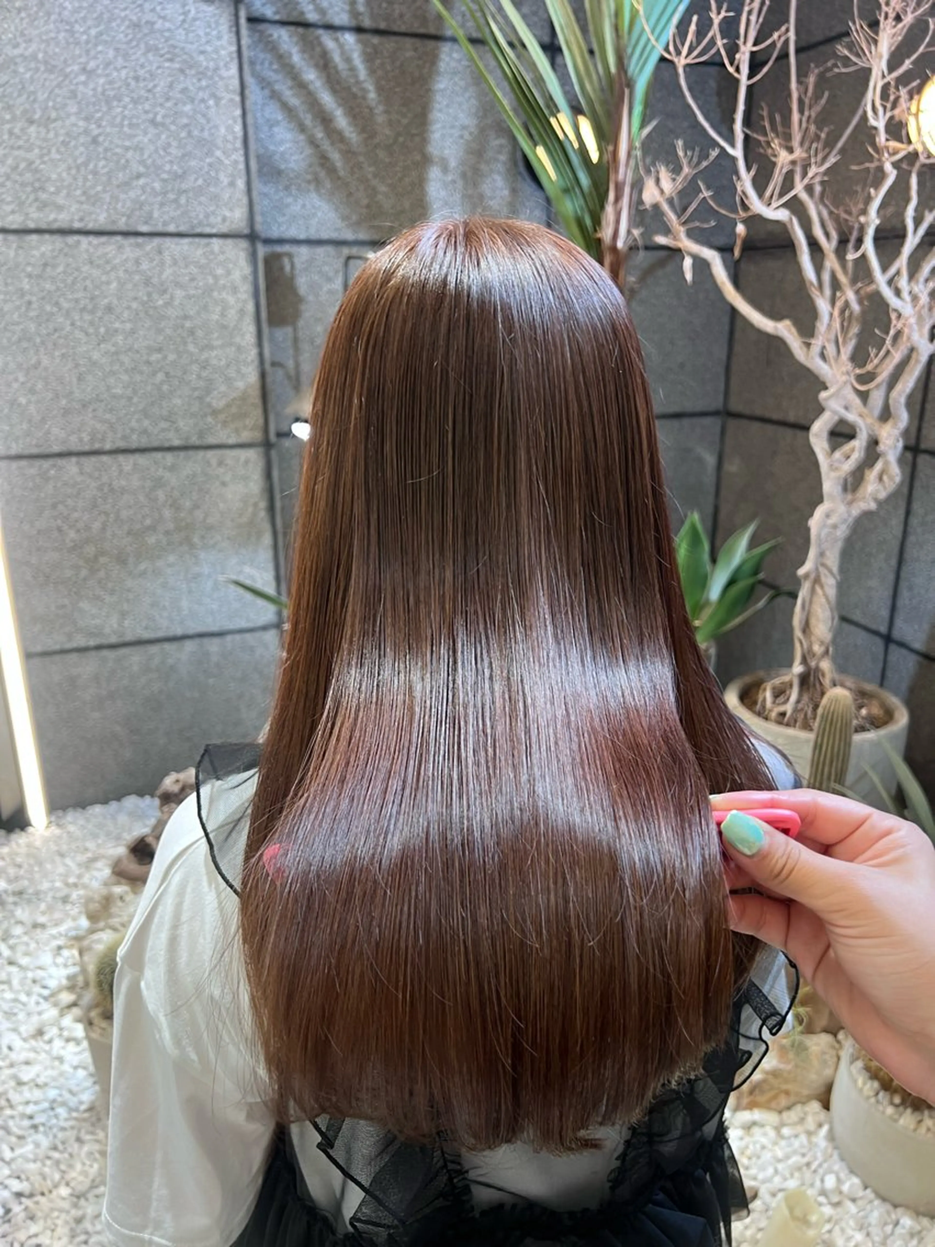 ロング 酸性ストレート 縮毛矯正 酸性ストレート人気 No,1/カスミ🩰のヘアスタイル