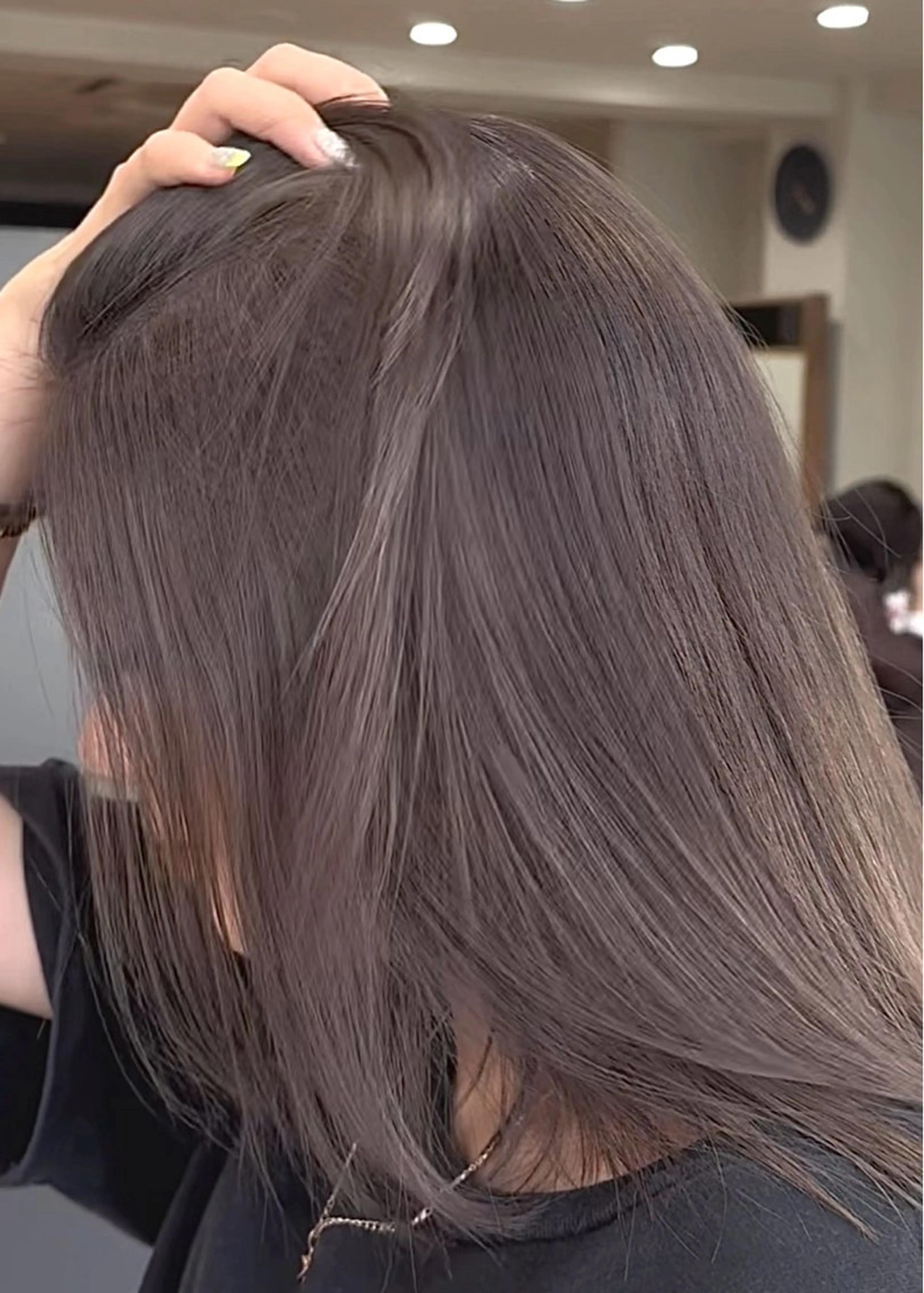 ミディアム カラー ヘアカラー カンノ シュンのヘアスタイル