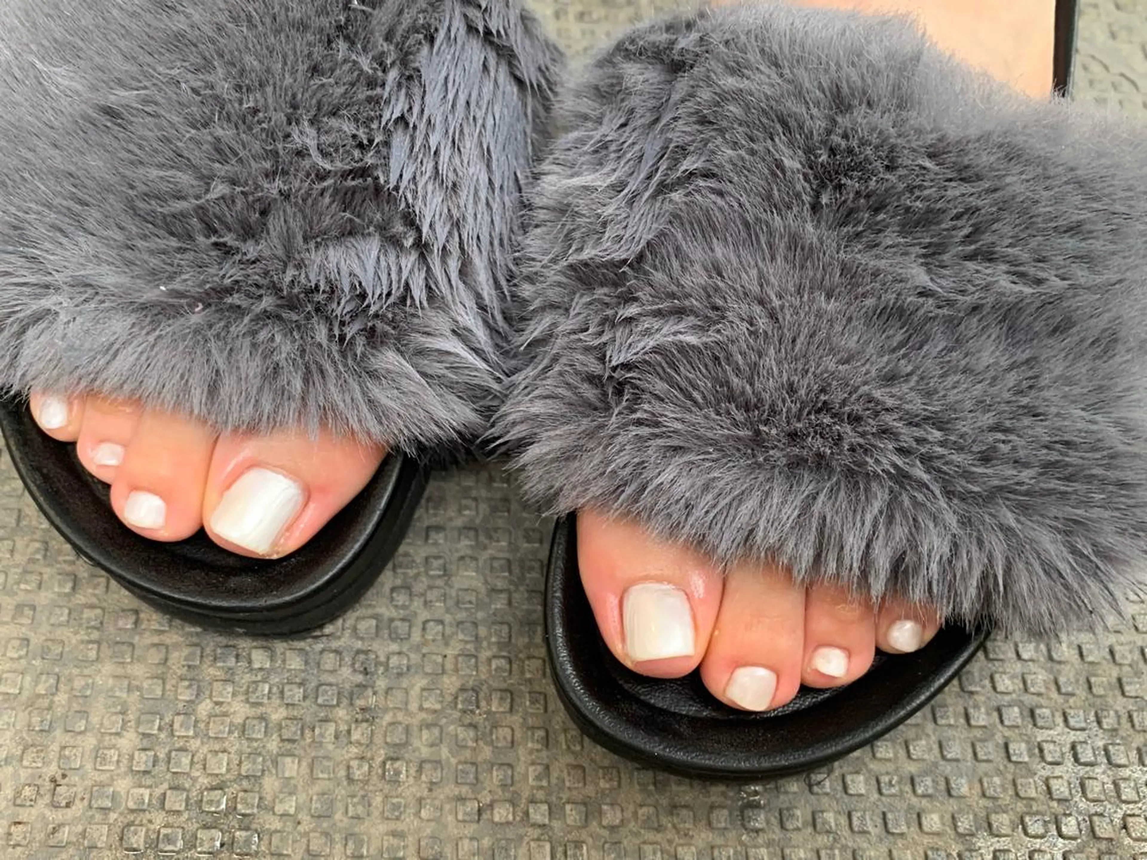 ネイル フットネイル ワンカラーネイル マキノ ユイのネイルデザイン