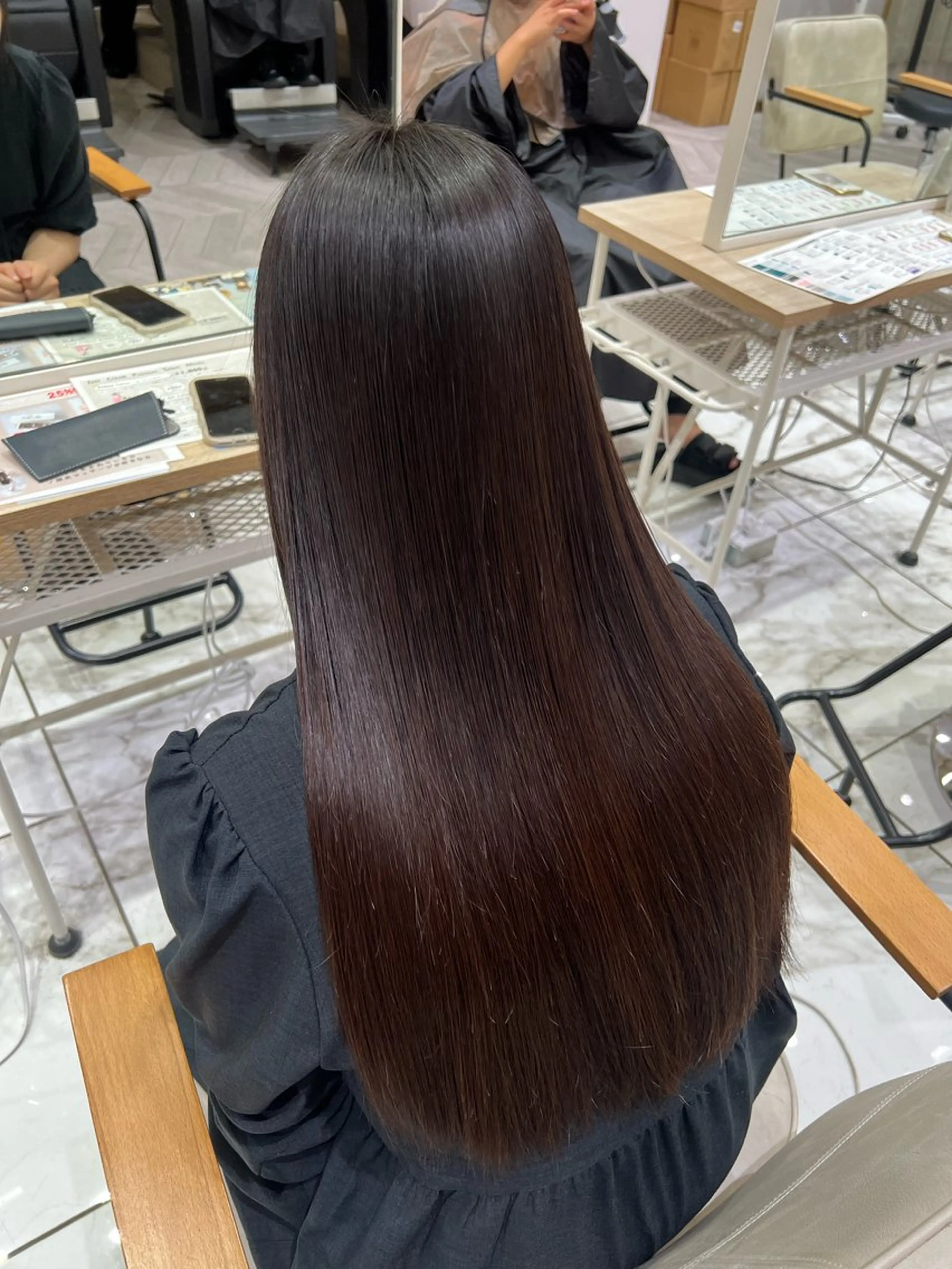 ロング 酸性ストレート 縮毛矯正 酸性ストレート人気 No,1/カスミ🩰のヘアスタイル