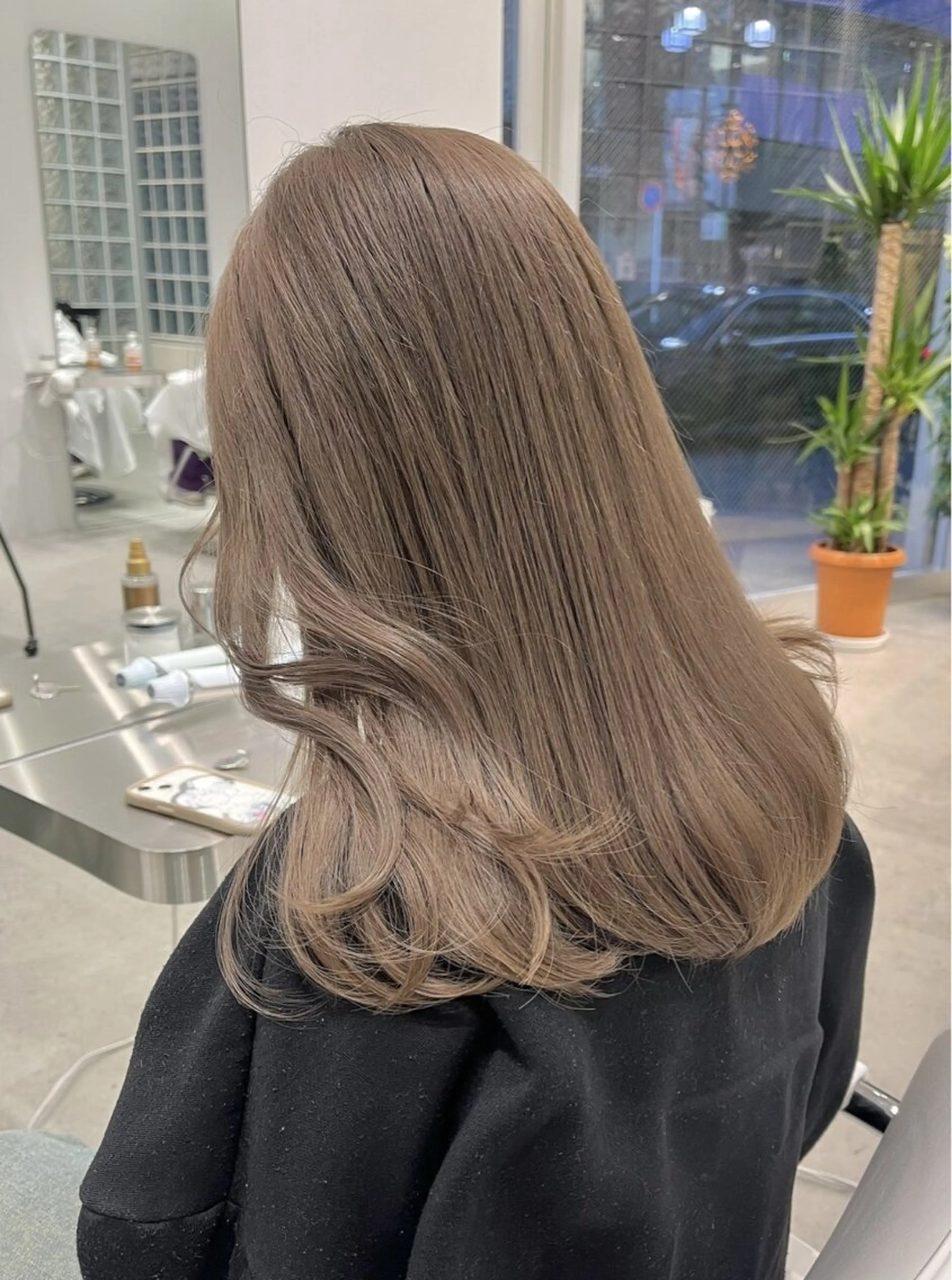 ロング ヘアカラー トリートメント 透明感イルミナカラー /寒色/MOMOKAのヘアスタイル