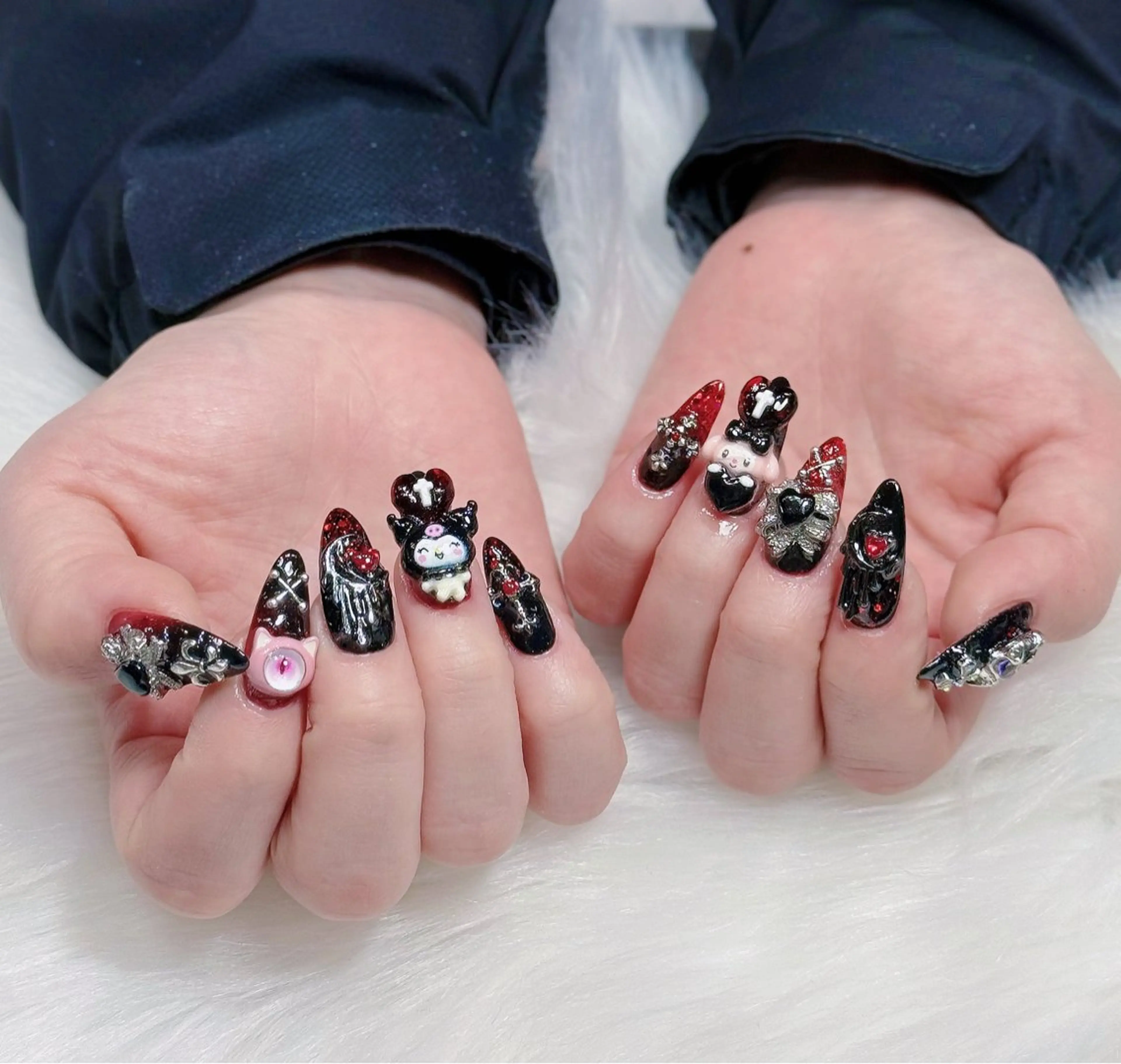 ネイル オーロラネイル チークネイル フットネイル フレンチネイル ジェルネイル ハンドネイル Nichi Nailsのネイルデザイン