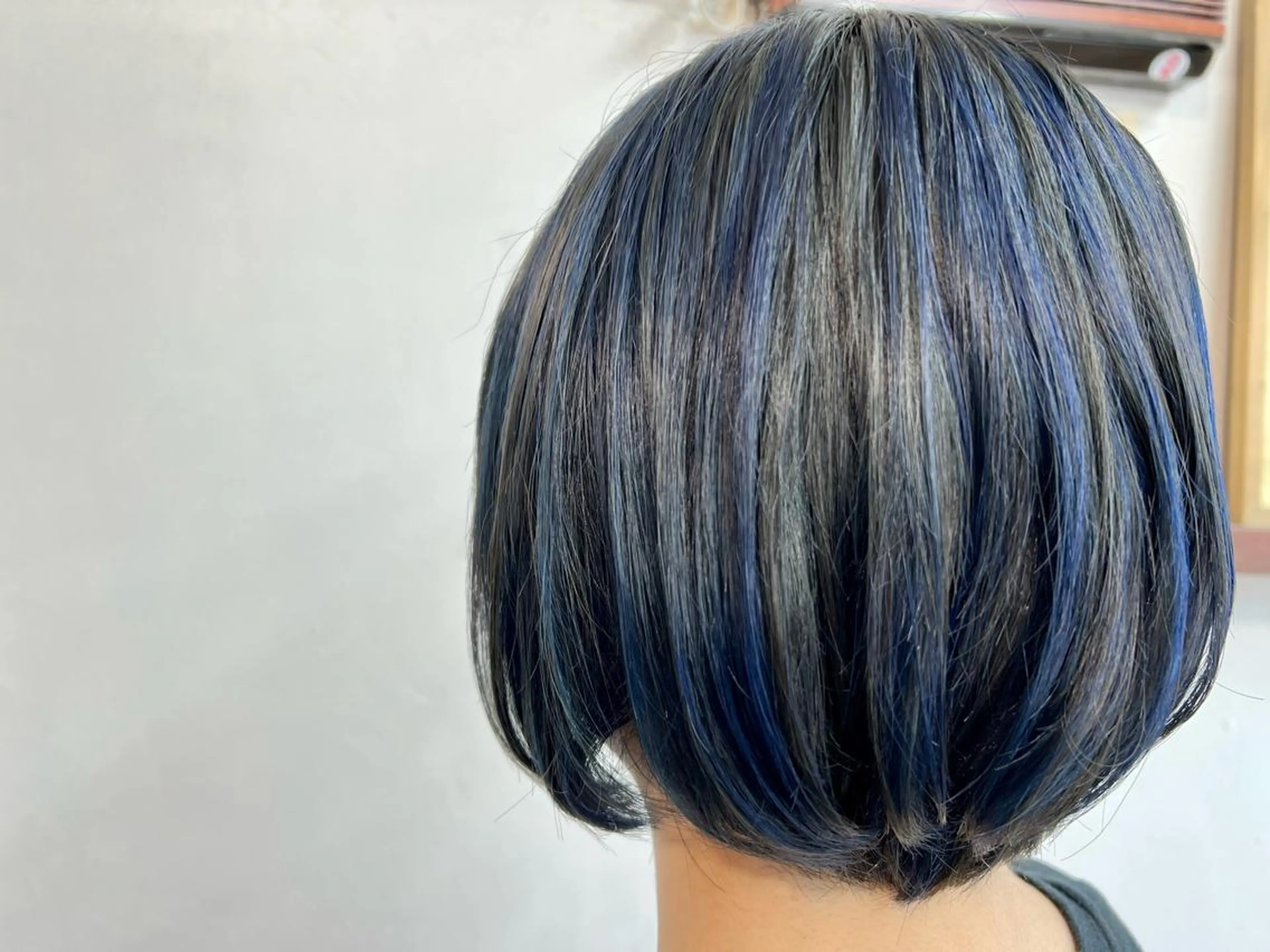 ショート ショートボブ ボブ ハイライト ショートヘア SFIDA あいりのヘアスタイル