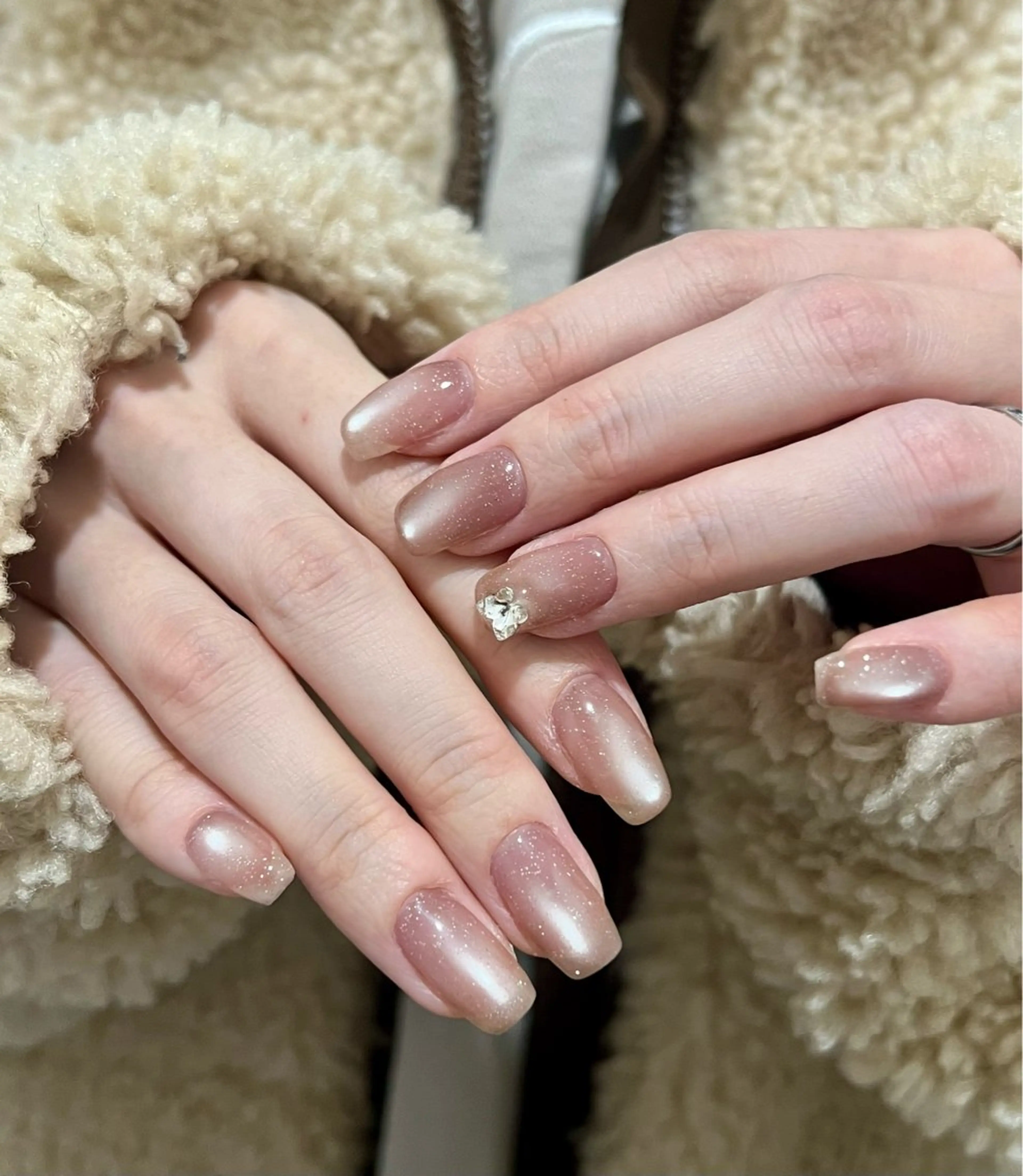 ネイル ハンドネイル White dear fujiwaraのネイルデザイン