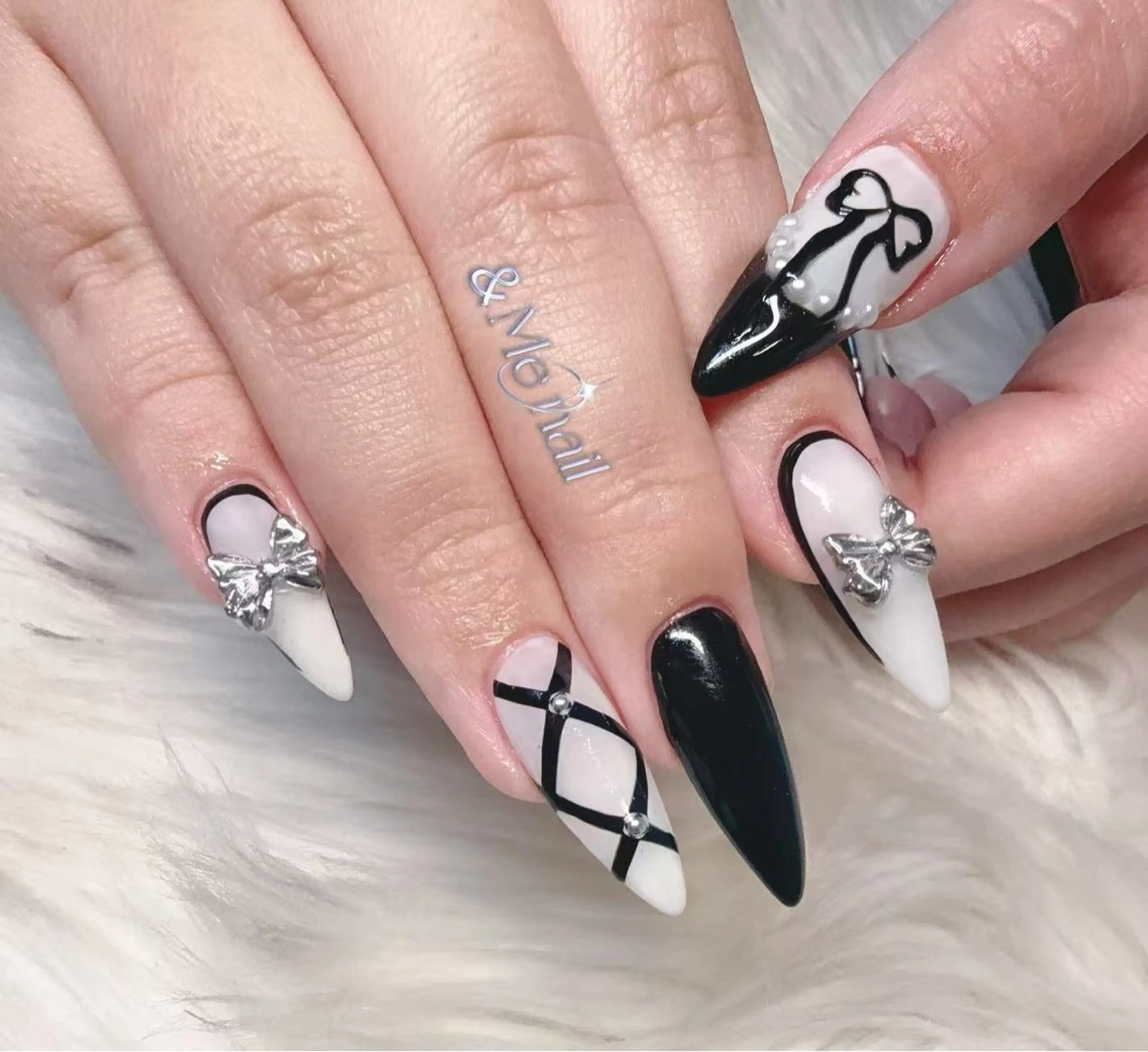 ネイル ハンドネイル ハンドケア &MEネイルサロン COCOのネイルデザイン