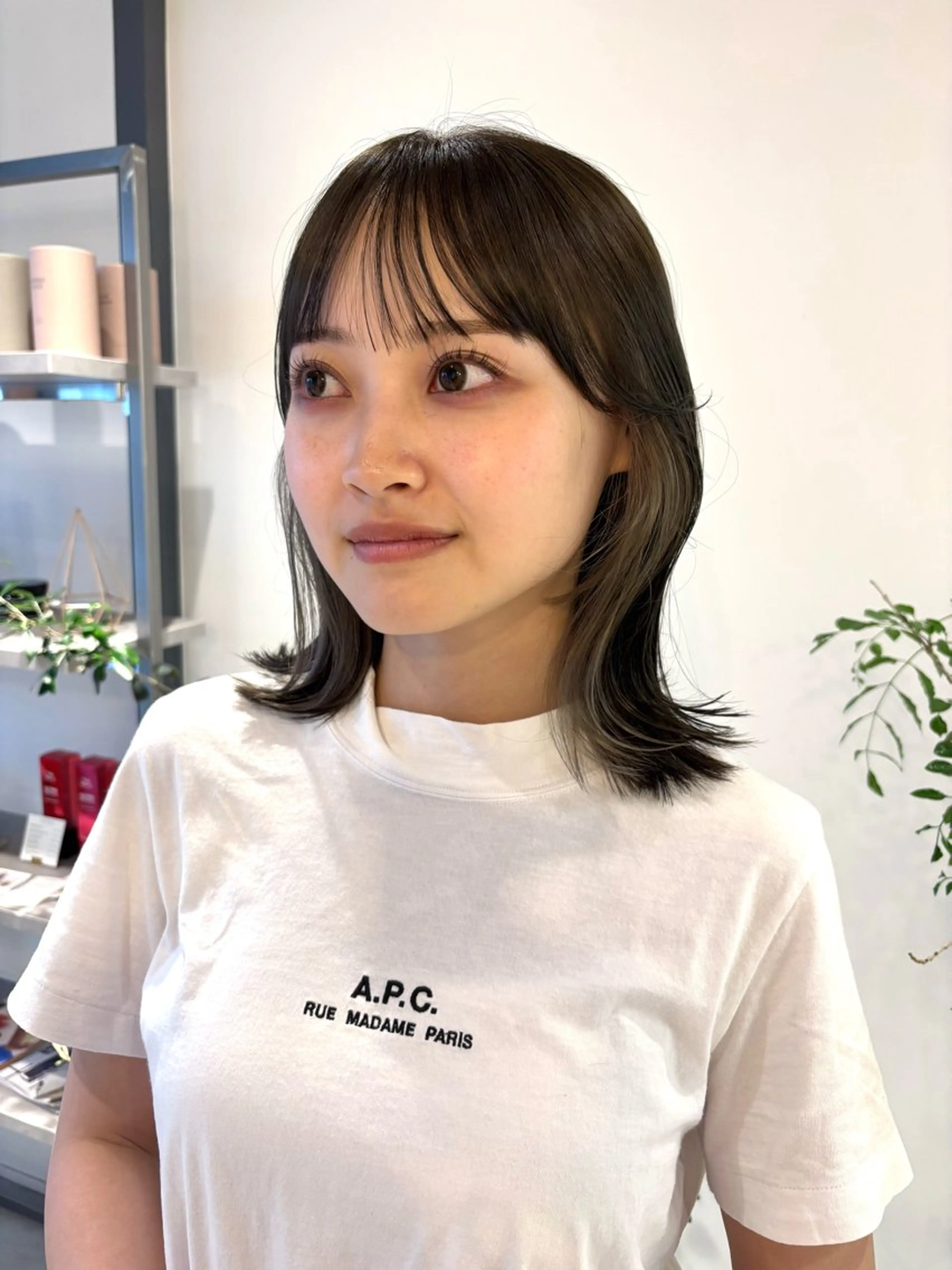 ミディアム カラー ベージュカラー グレージュ オリーブグレージュ オリーブグレー ヘアカラー 透明感カラー/ レイヤーkotonoのヘアスタイル