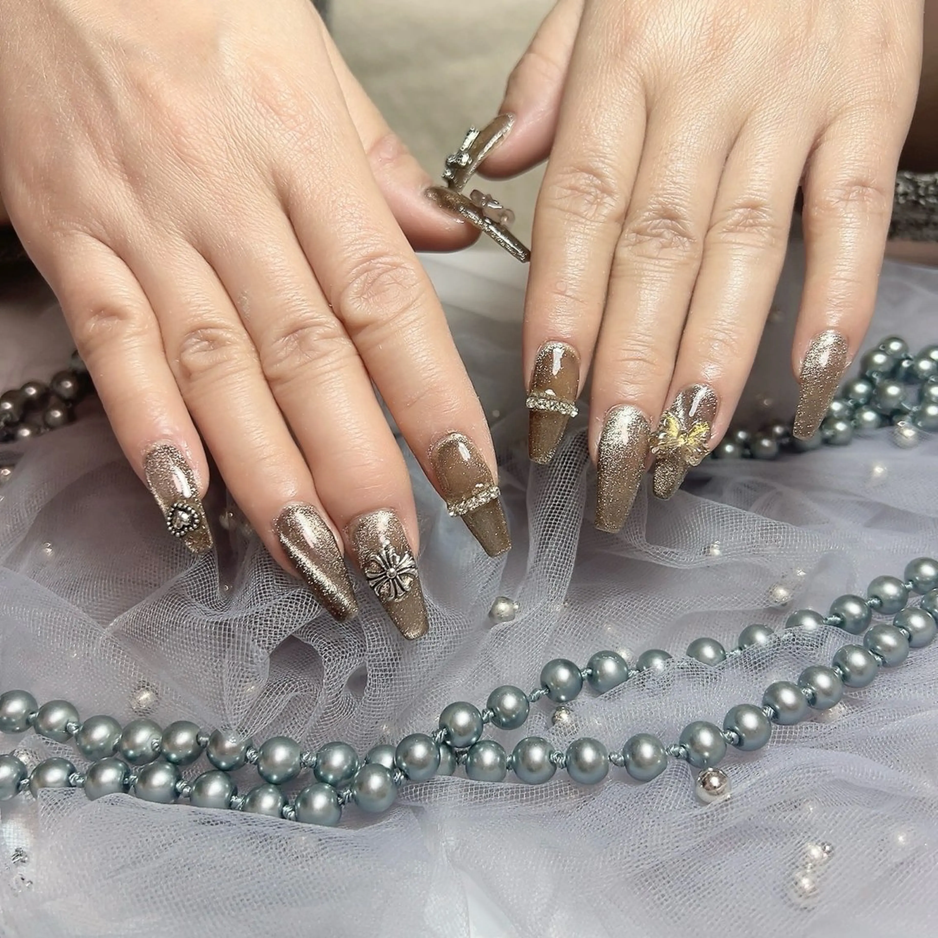 ネイル アートネイル フレンチネイル ジェルネイル グラデーション 韓国ネイル ハンドネイル Viola  . Nailsalonのネイルデザイン