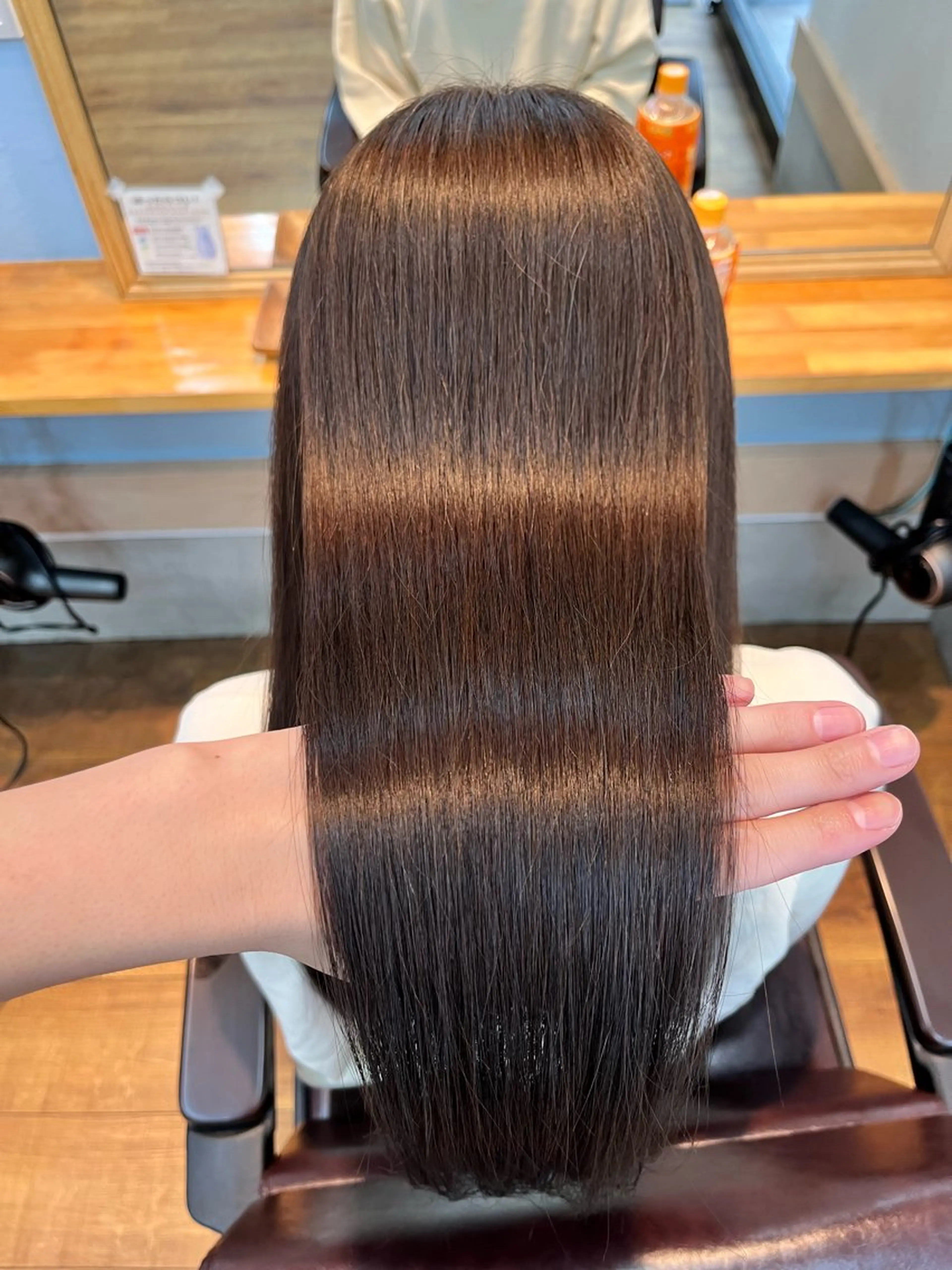 セミロング カラー ブリーチ ダブルカラー インナーカラー 髪質改善 トリートメント カット ヘアカラー トリートメント ヘッドスパ 🫧ハイトーン/ ブリーチ🫧白石航汰のヘアスタイル