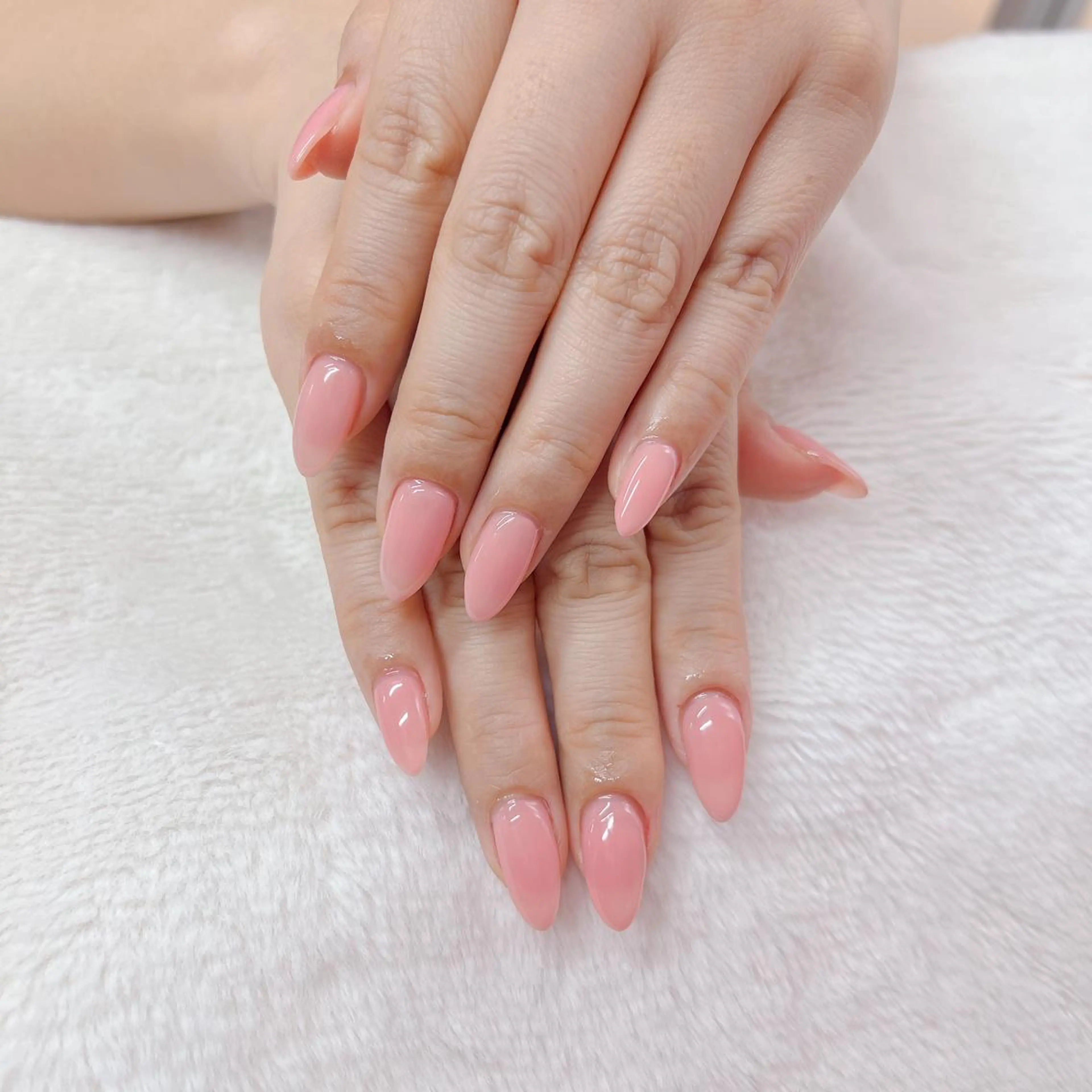 ネイル ワンカラーネイル 春ネイル Emi lyのネイルデザイン