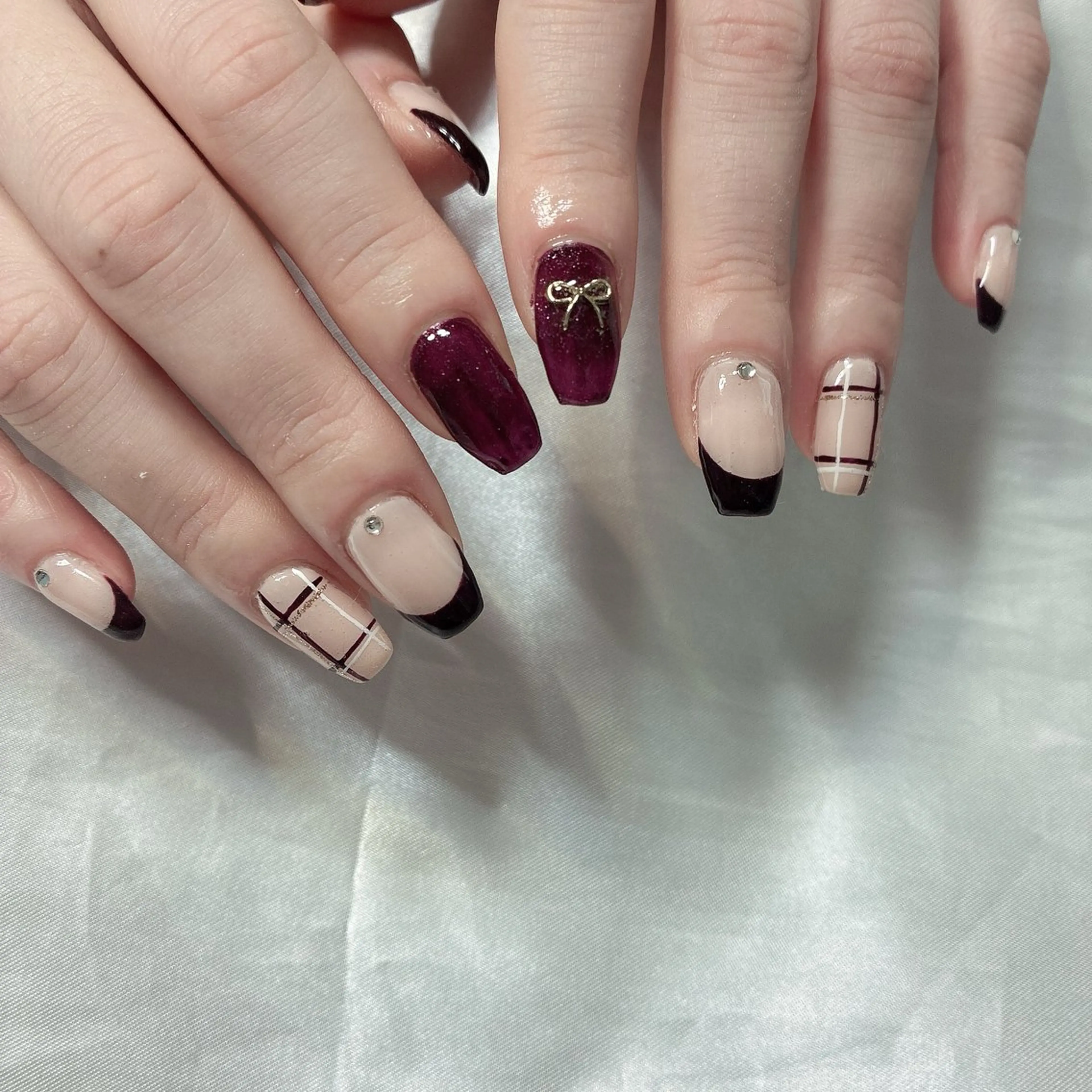 ネイル ハンドネイル フットネイル Adite nailのネイルデザイン