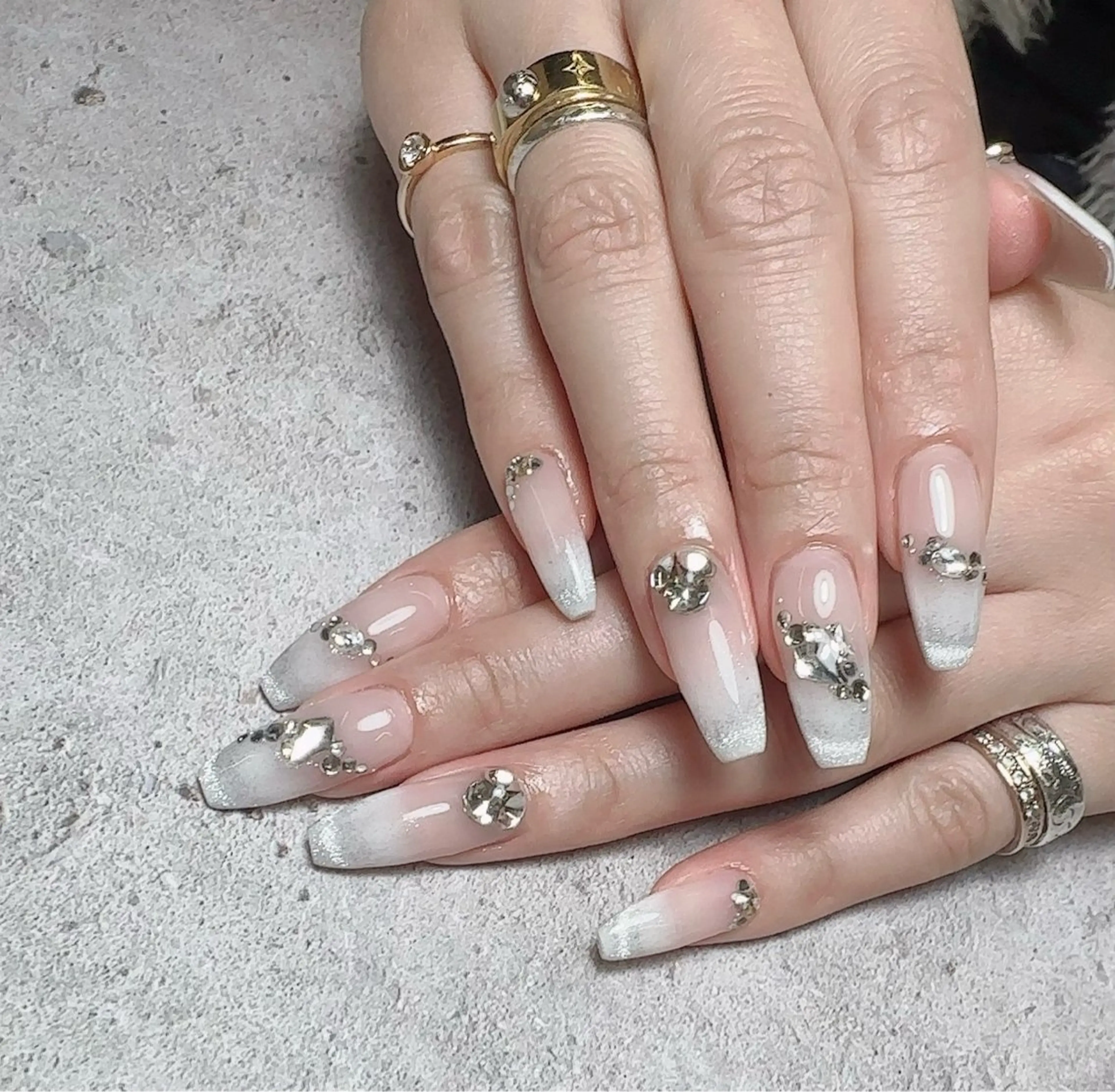 ネイル アートネイル ハート マグネットネイル 持ち込み ニュアンスネイル ハンドネイル Nailsalon Mimiy..♡のネイルデザイン