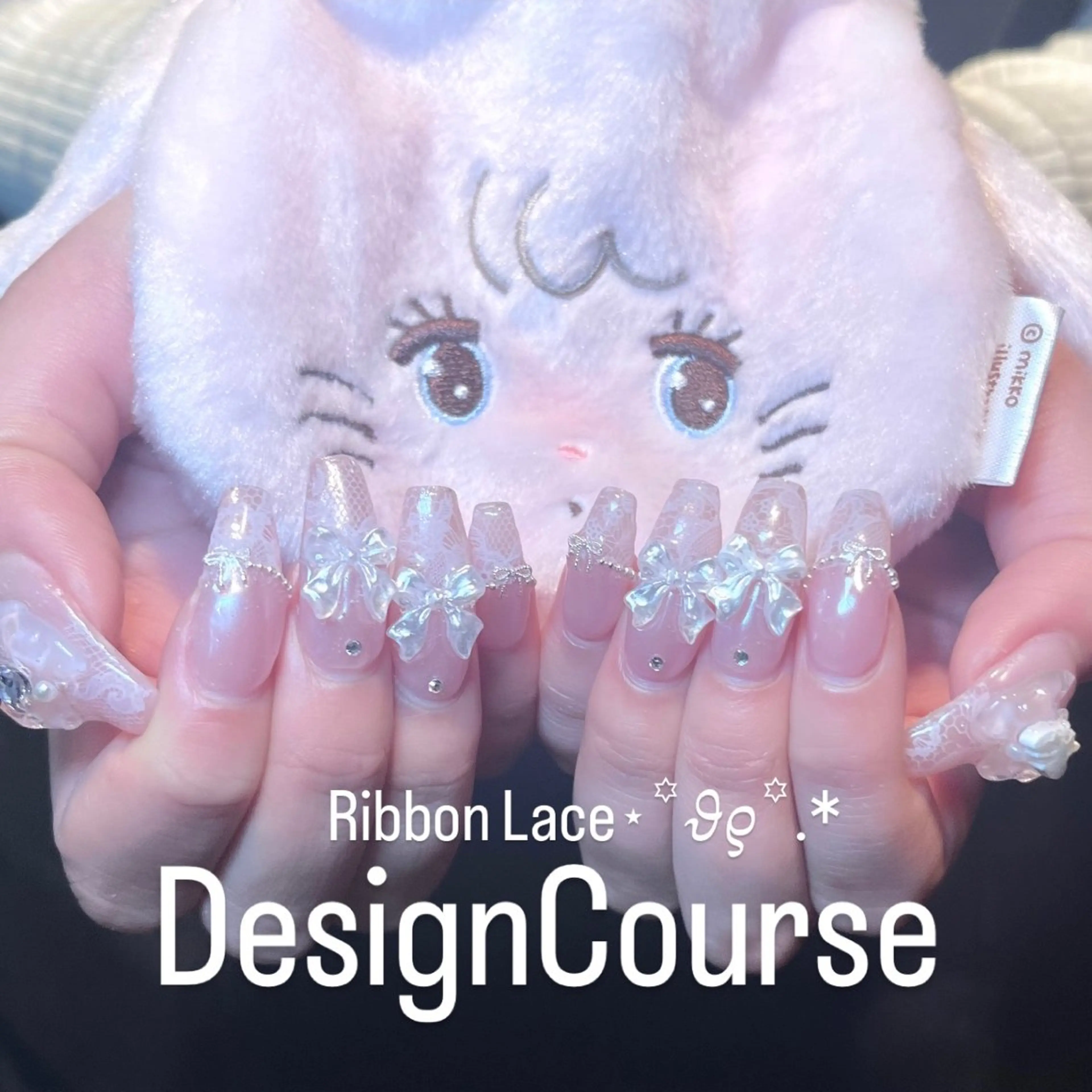 ネイル ハンドネイル 🧁fein. nana🩵のネイルデザイン