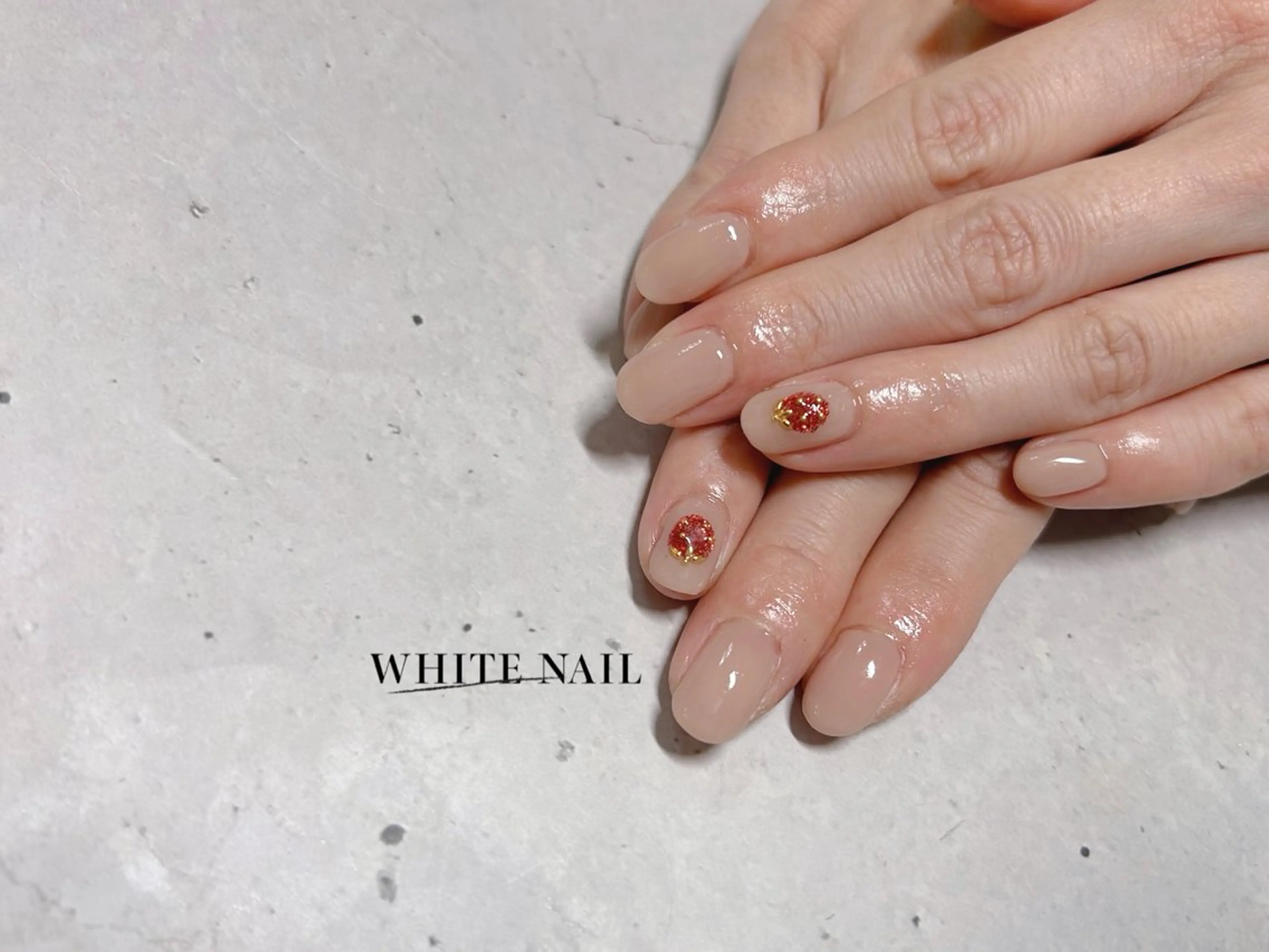 ネイル ハンドネイル WHITE NAIL ホワイトネイルのネイルデザイン