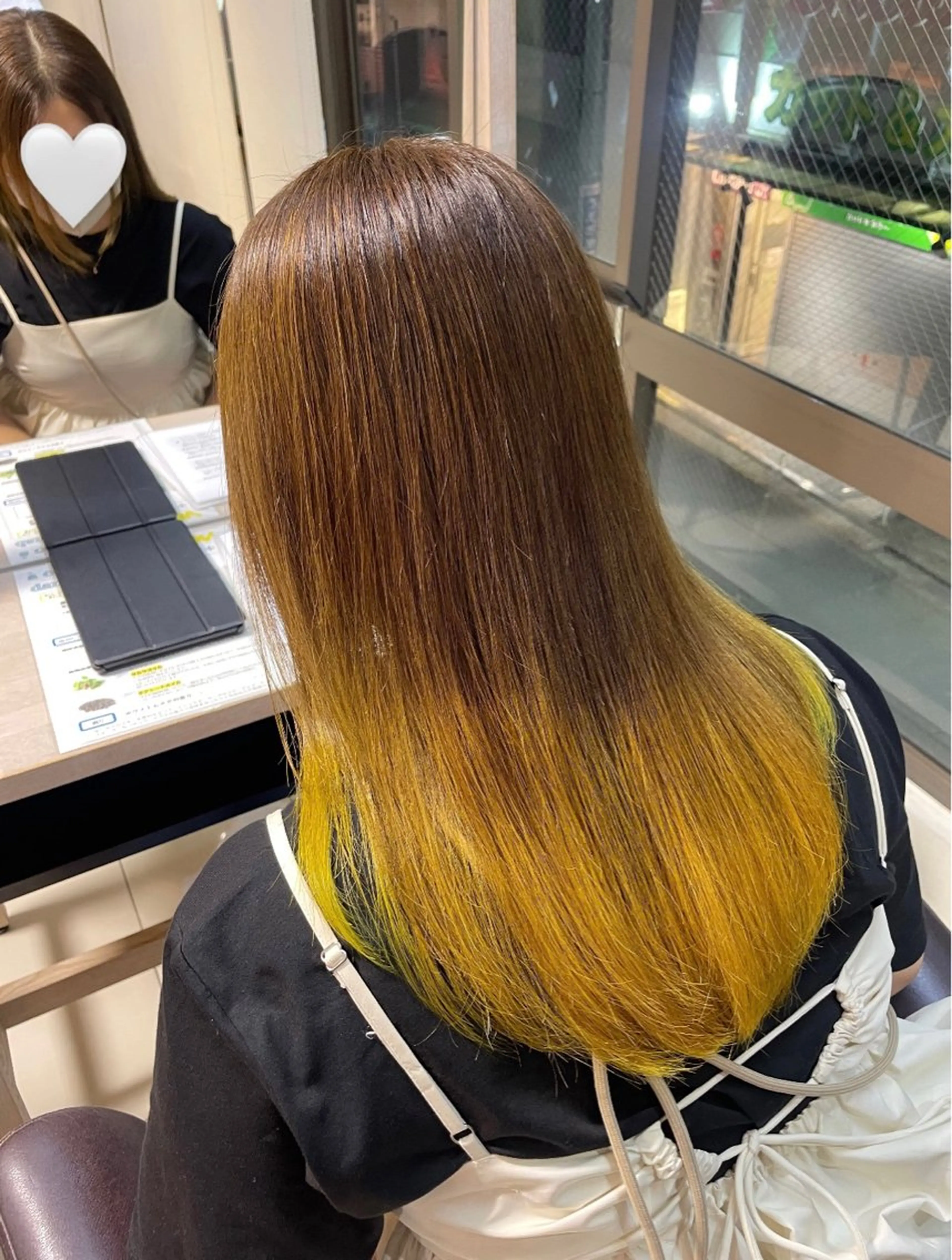 セミロング 新宿 /透明感カラー レイヤー/NANAのヘアスタイル