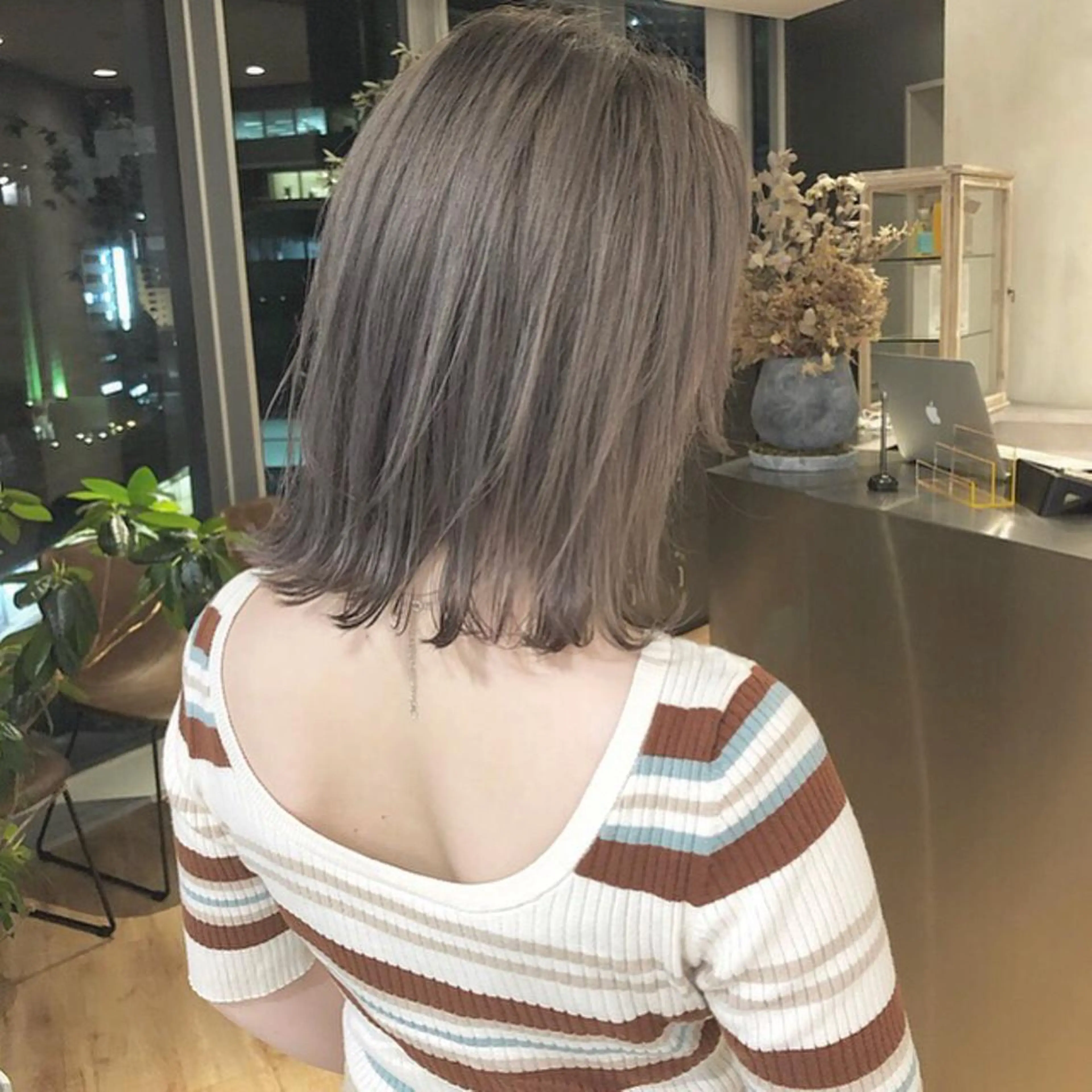 ミディアム カラー 艶カラー×似合わせ カットshihomiのヘアスタイル