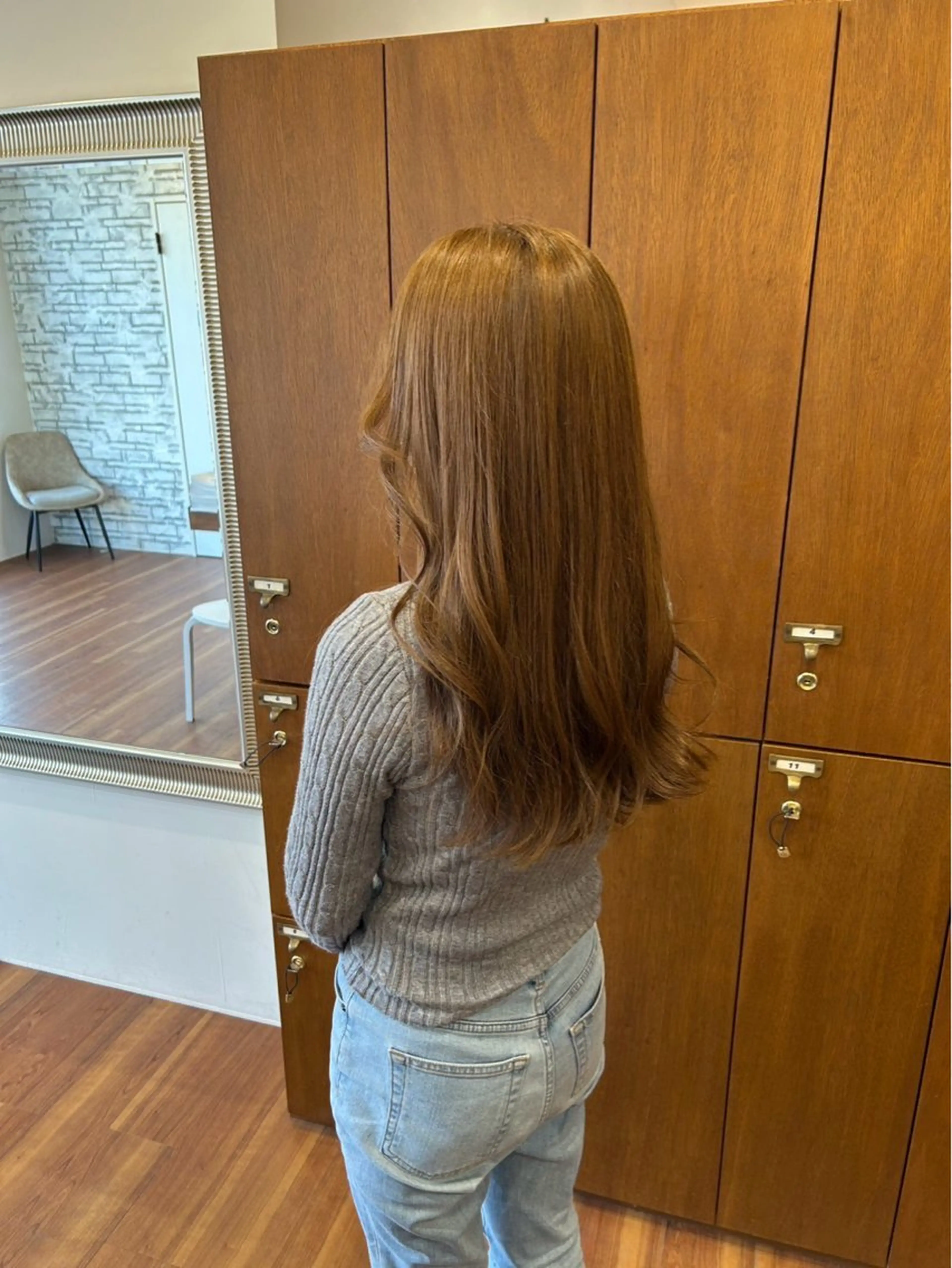 ロング カラー ブリーチ 透明感カラー ダブルカラー ブリーチなしカラー ヘアカラー トリートメント 🫧鈴木 遥夏🫧のヘアスタイル