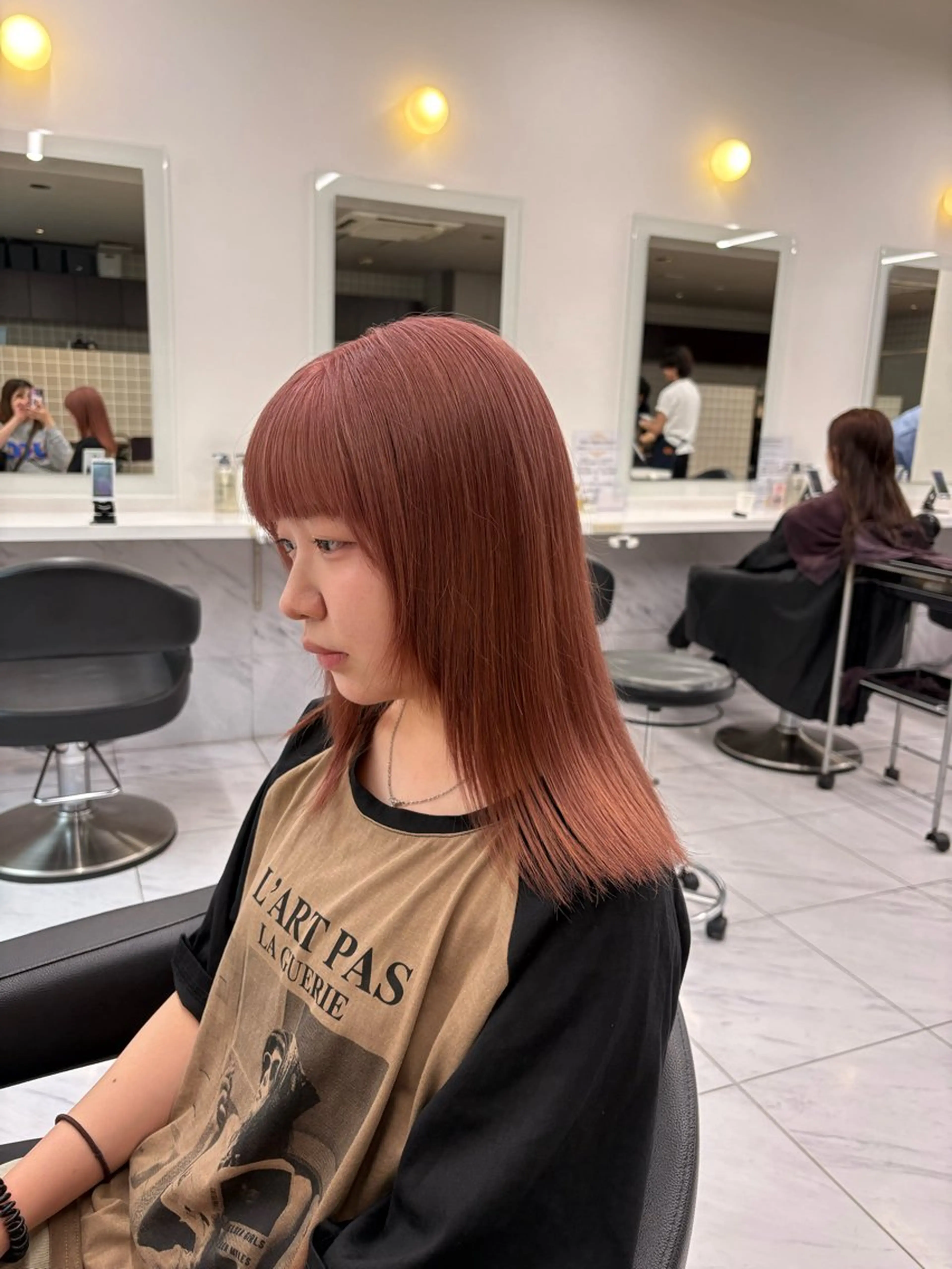 カラー ヘアカラー トリートメント 透明感ベージュ🤎 ナチュラルレイヤーのヘアスタイル