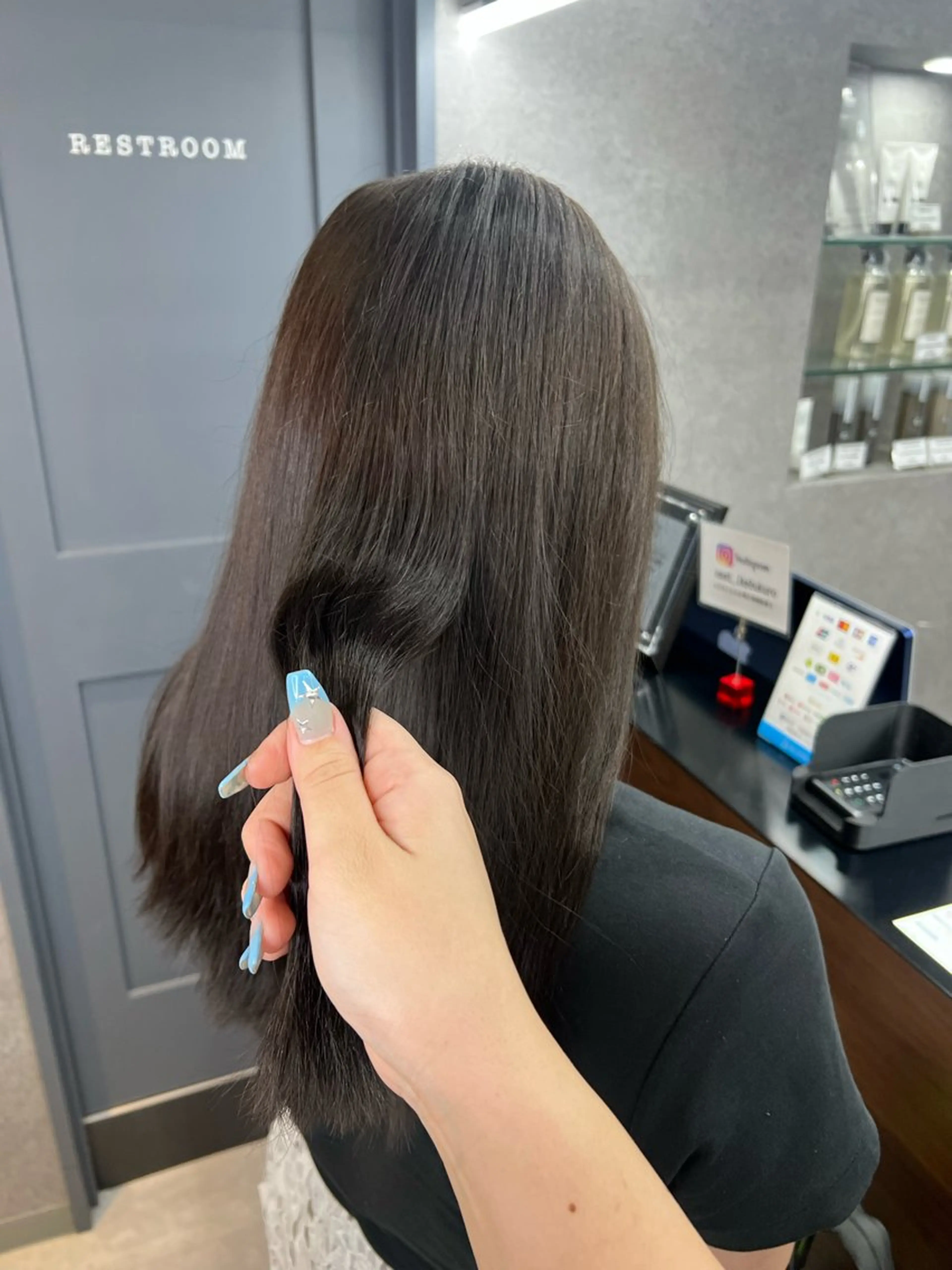 ロング カラー アッシュ 透明感カラー オリーブカラー ショート/ウルフ カットモデル募集のヘアスタイル