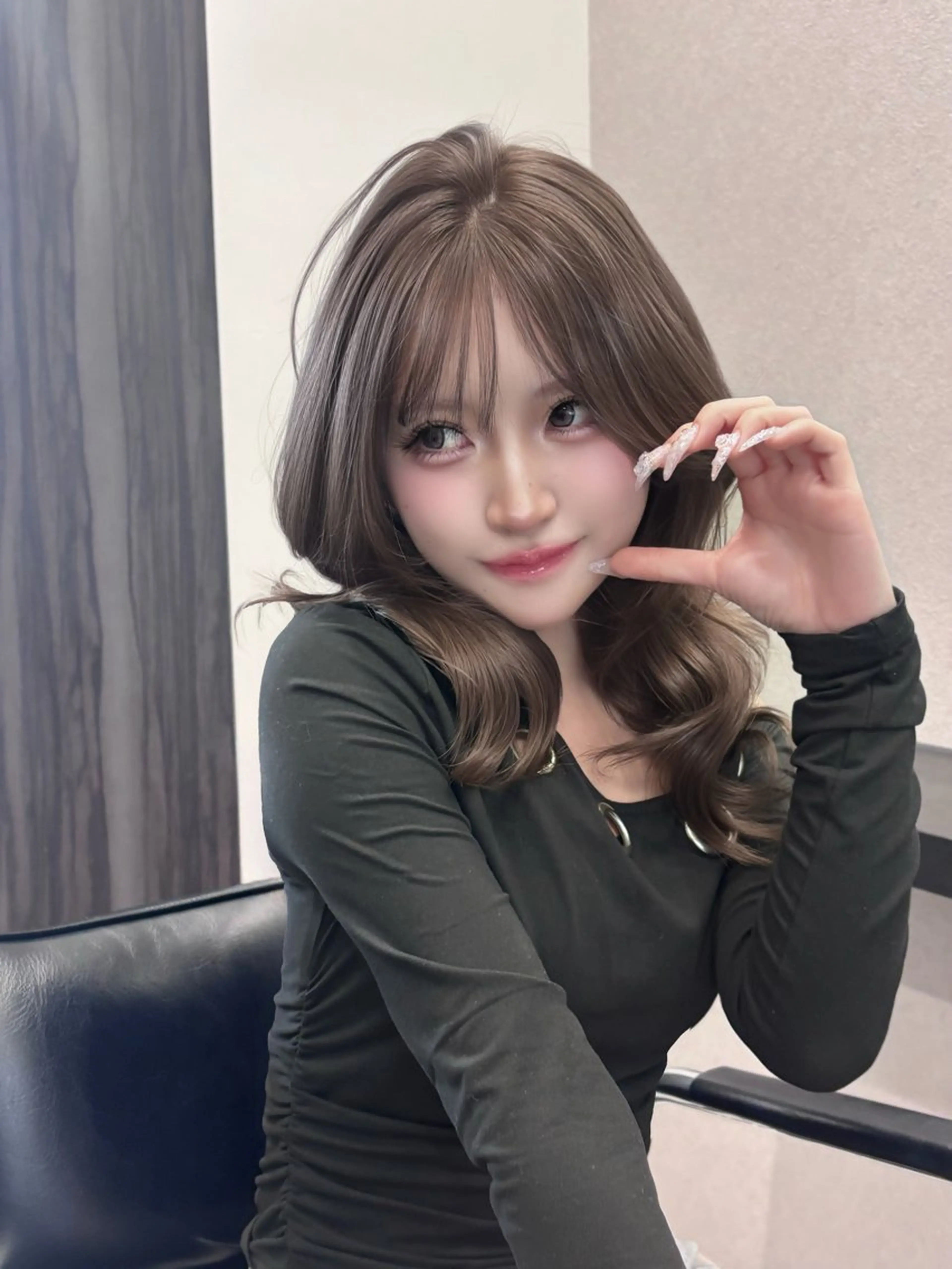 セミロング カラー ヘアカラー トリートメント 韓国ヘア💖Wカラー 💖透明感カラー💖のヘアスタイル