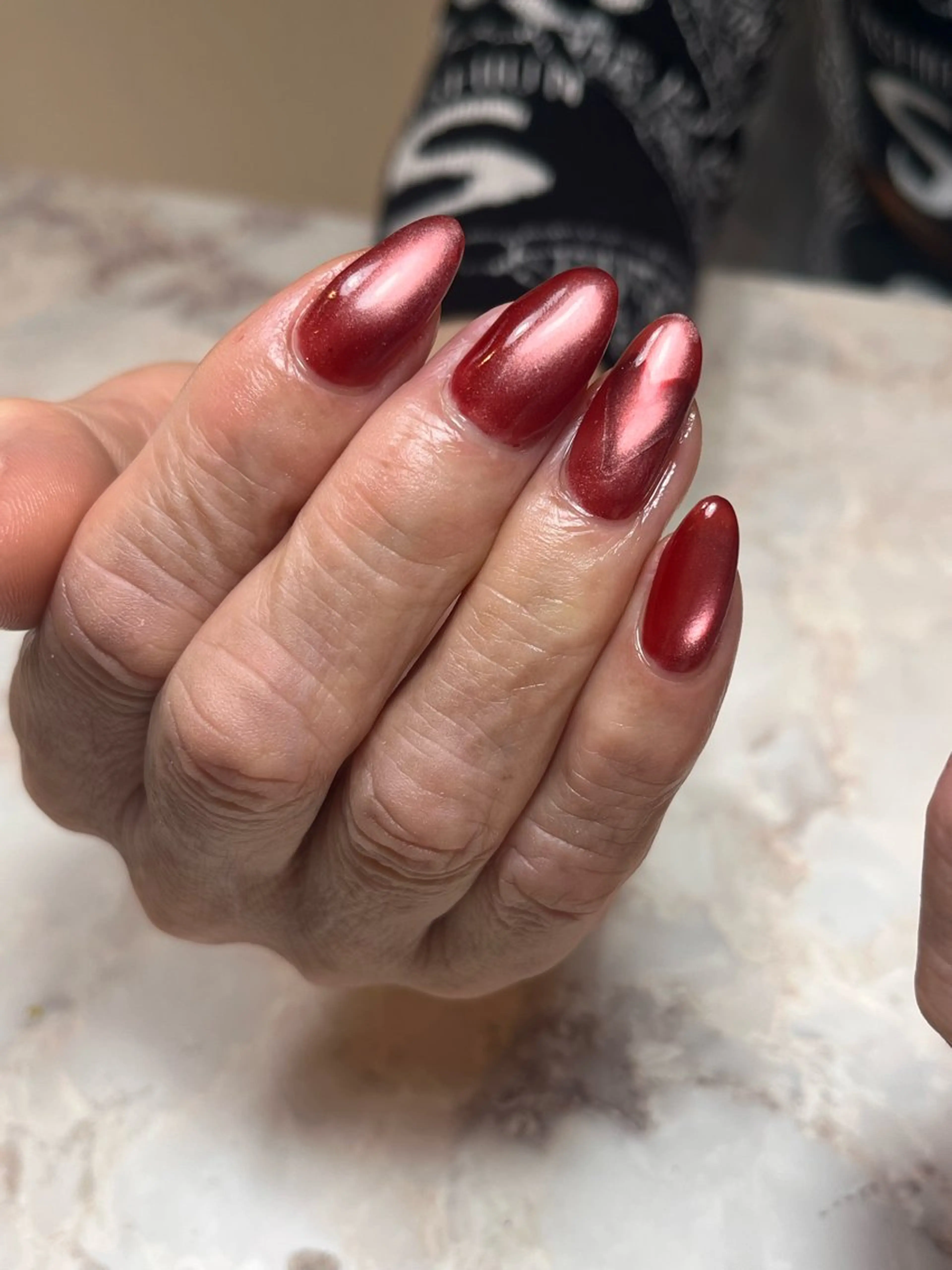 セミロング KINUGASA YUKAのネイルデザイン