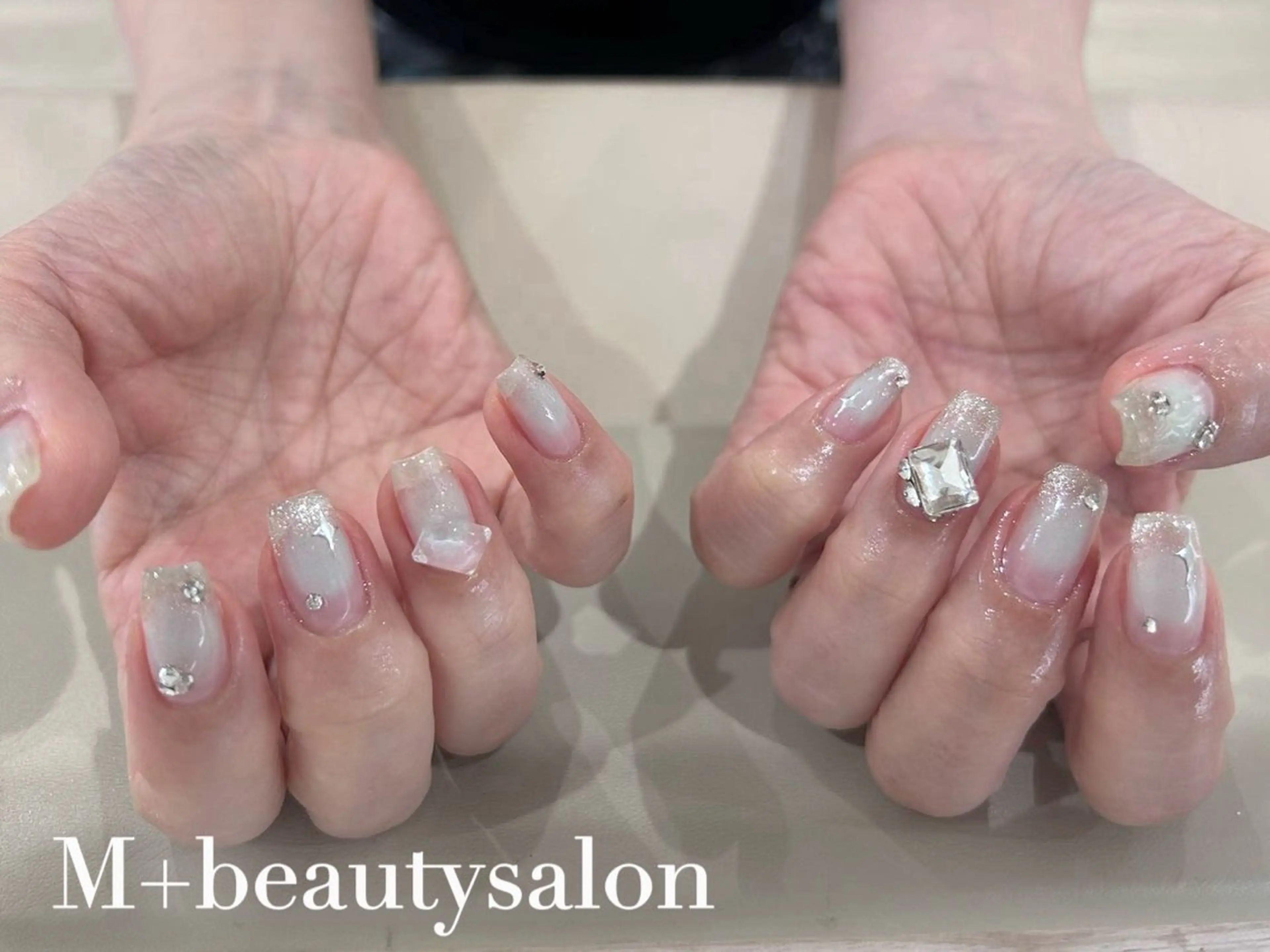 ネイル M+  Beauty Salonのネイルデザイン