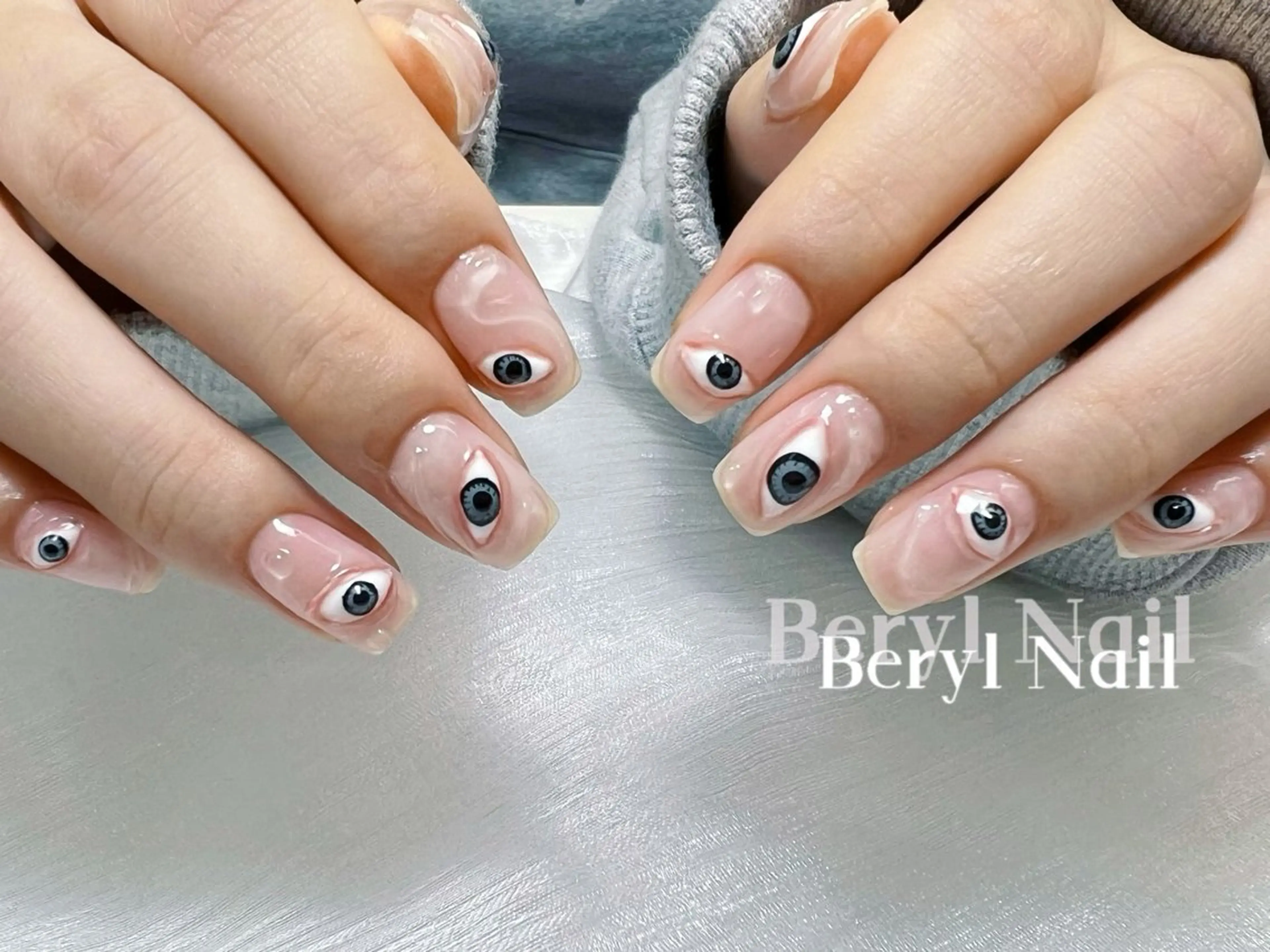 ショート ハンドネイル Beryl Nail 新大久保のネイルデザイン