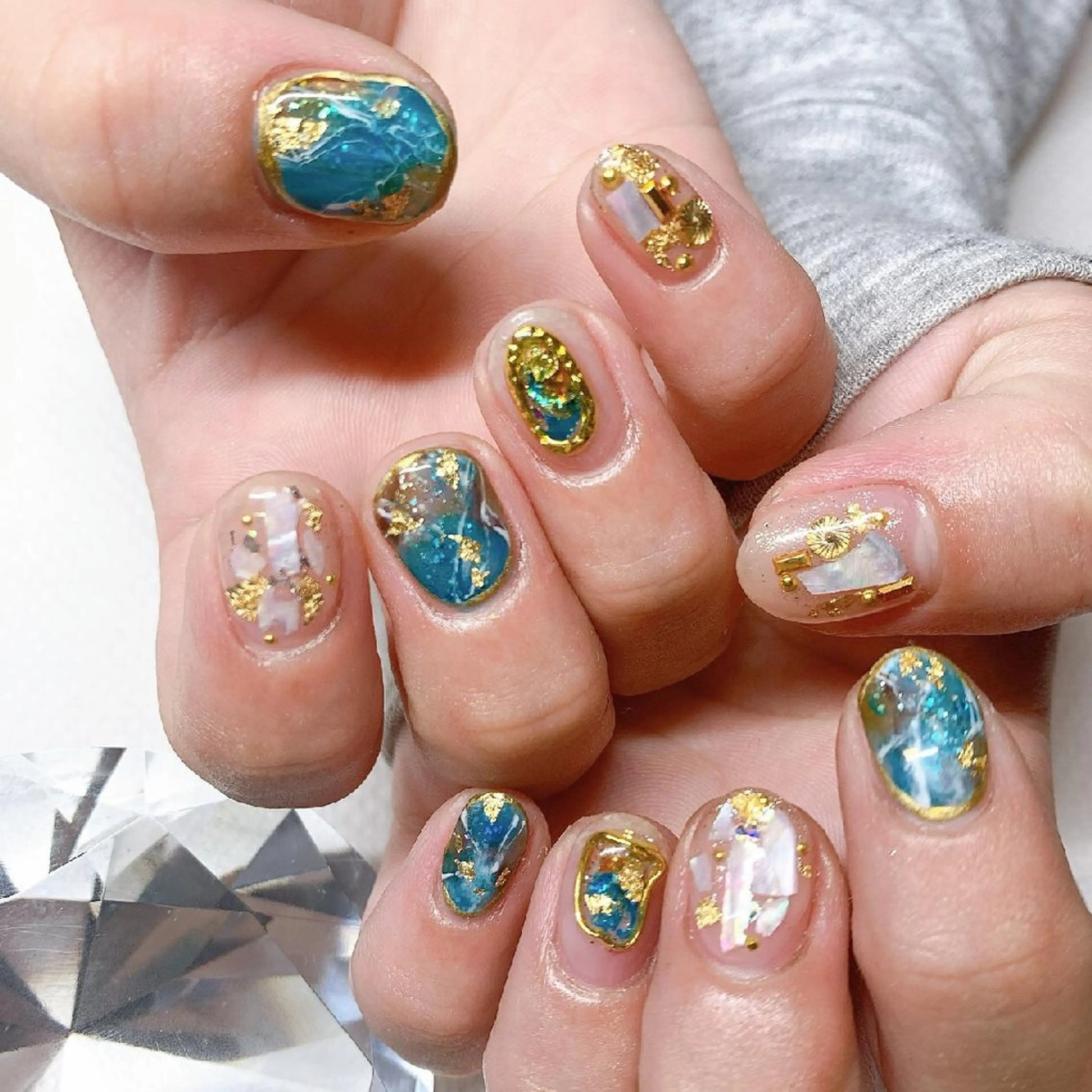 ショート ネイル ニュアンスネイル ☺︎山部 志麻☺︎のネイルデザイン