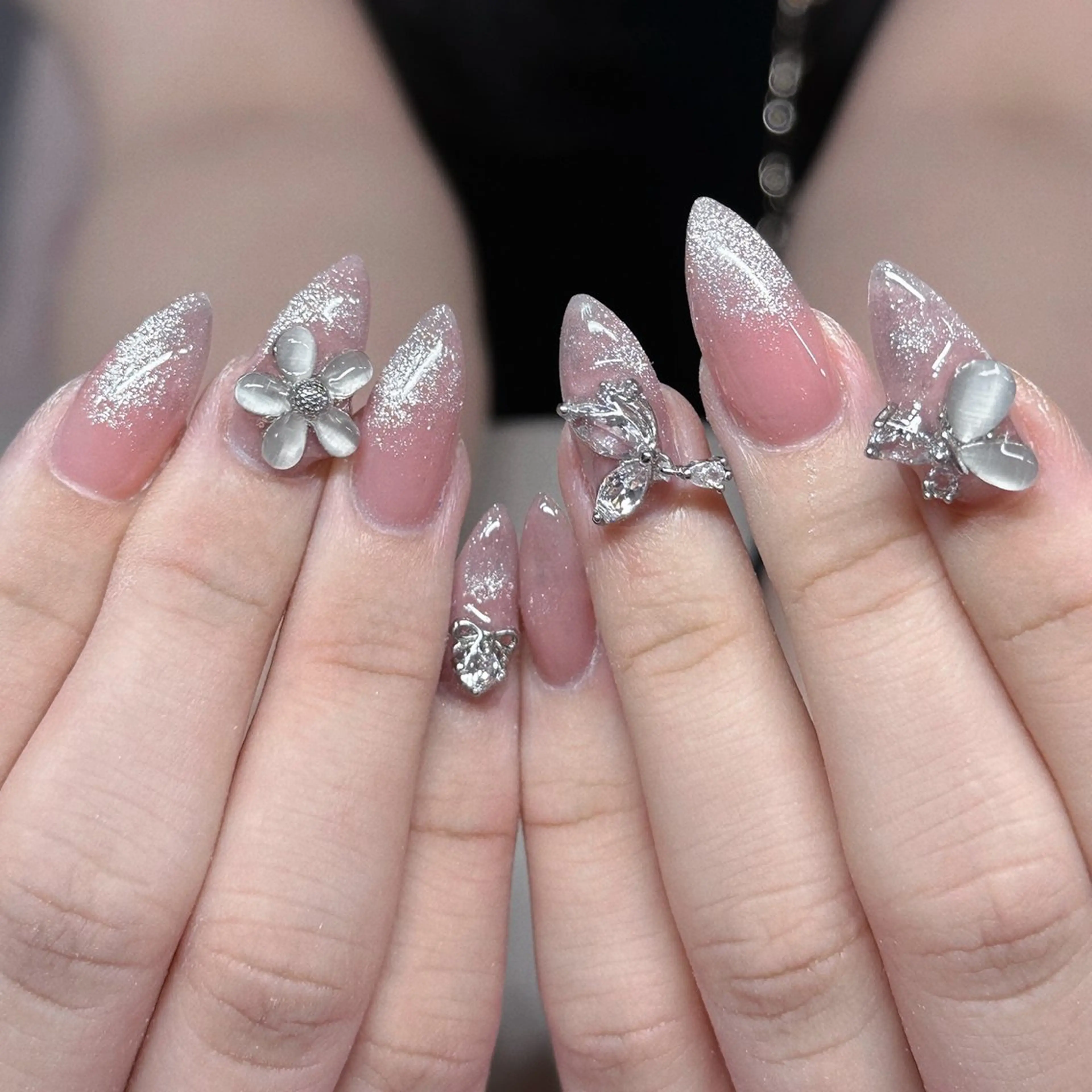 ネイル ハンドネイル Dark honey スカルプ専門原宿店のネイルデザイン