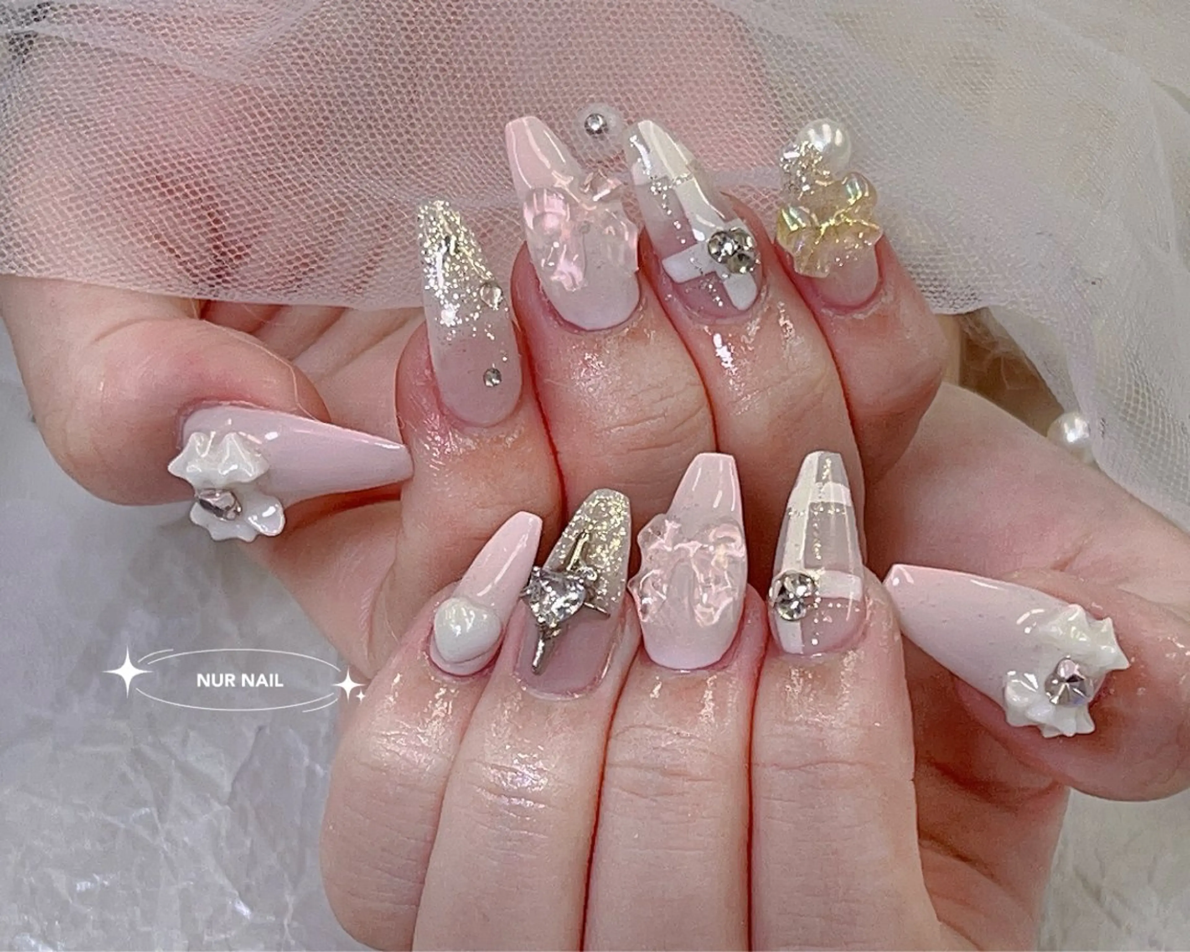ネイル 🫧NUR NAIL✨のネイルデザイン
