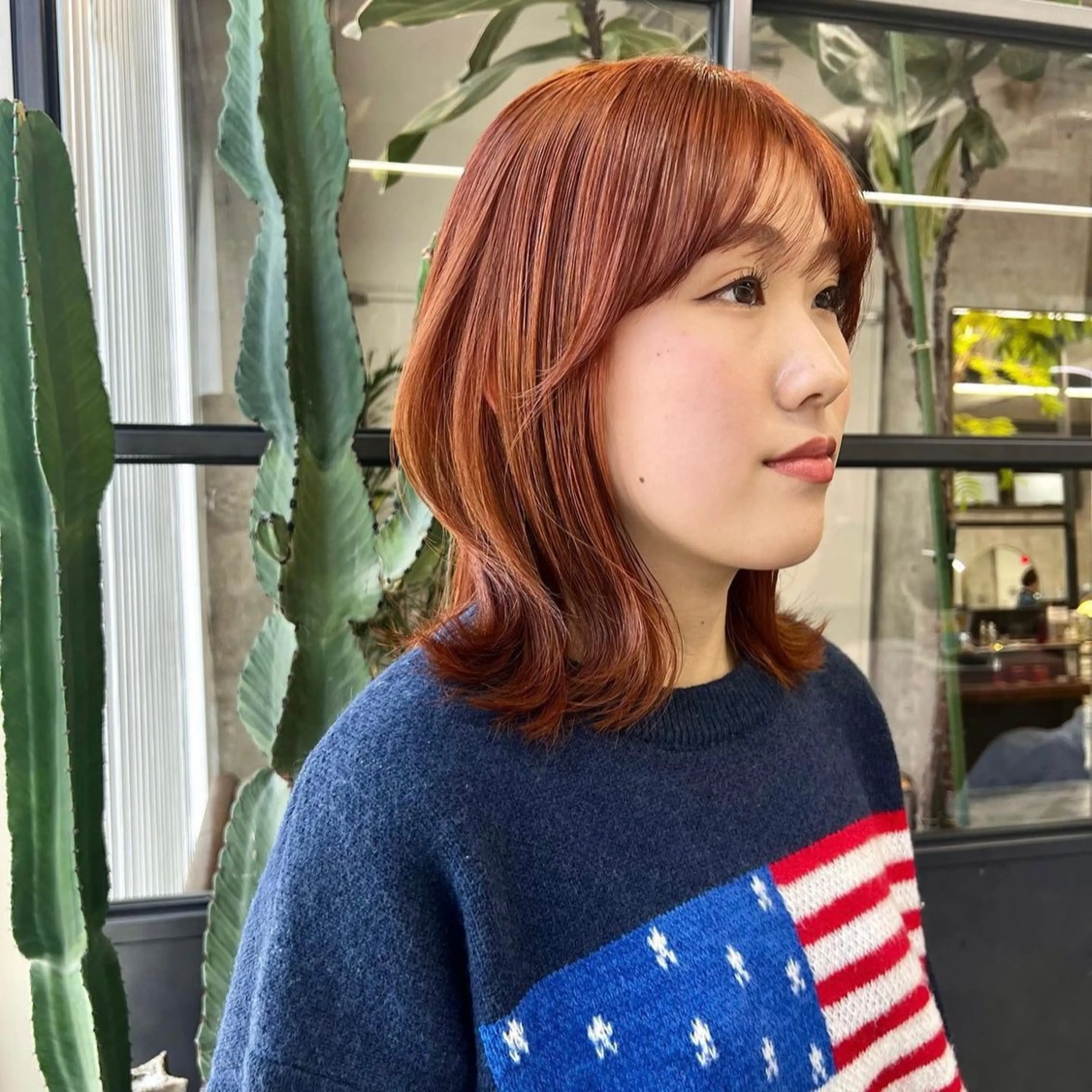 ミディアム オレンジブラウン カット ヘアカラー 韓国ヘア /男女☘️ 細江 美紅のヘアスタイル