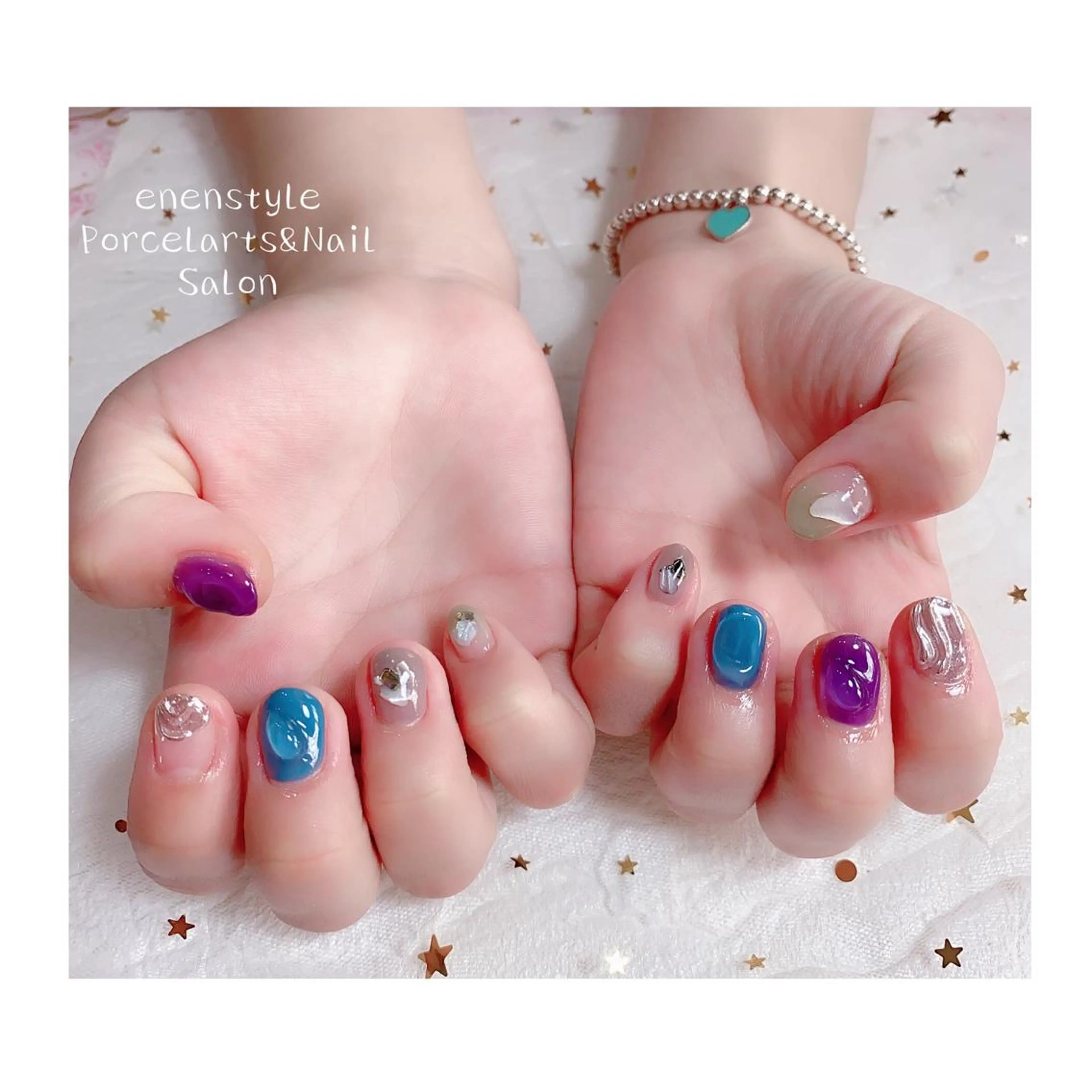 ミディアム ネイル ジェルネイル ニュアンスネイル オフィスネイル ワンカラーネイル パラジェル ハンドネイル 👑enen style👑のネイルデザイン