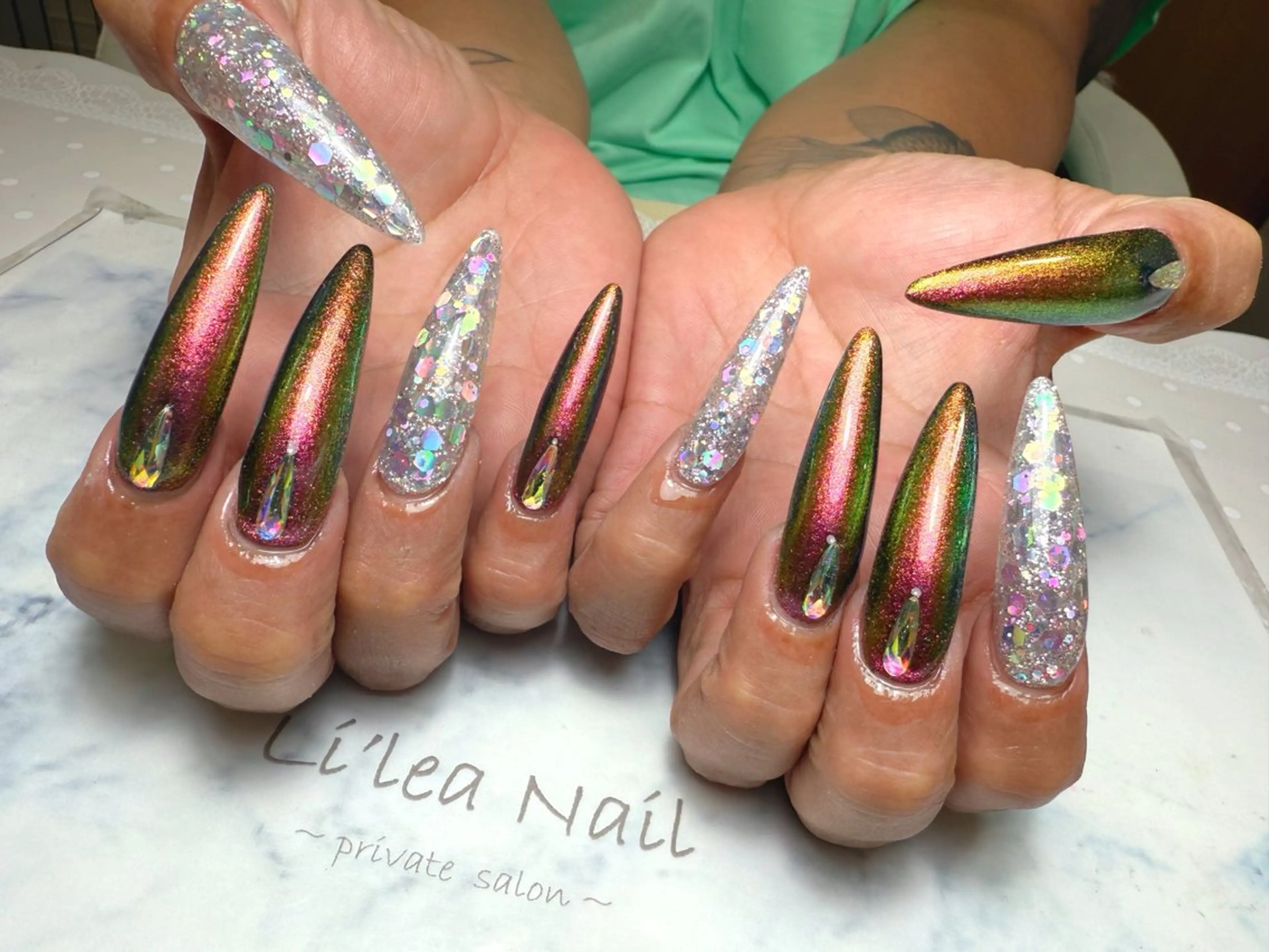 ネイル Li'leaNail AINAのネイルデザイン