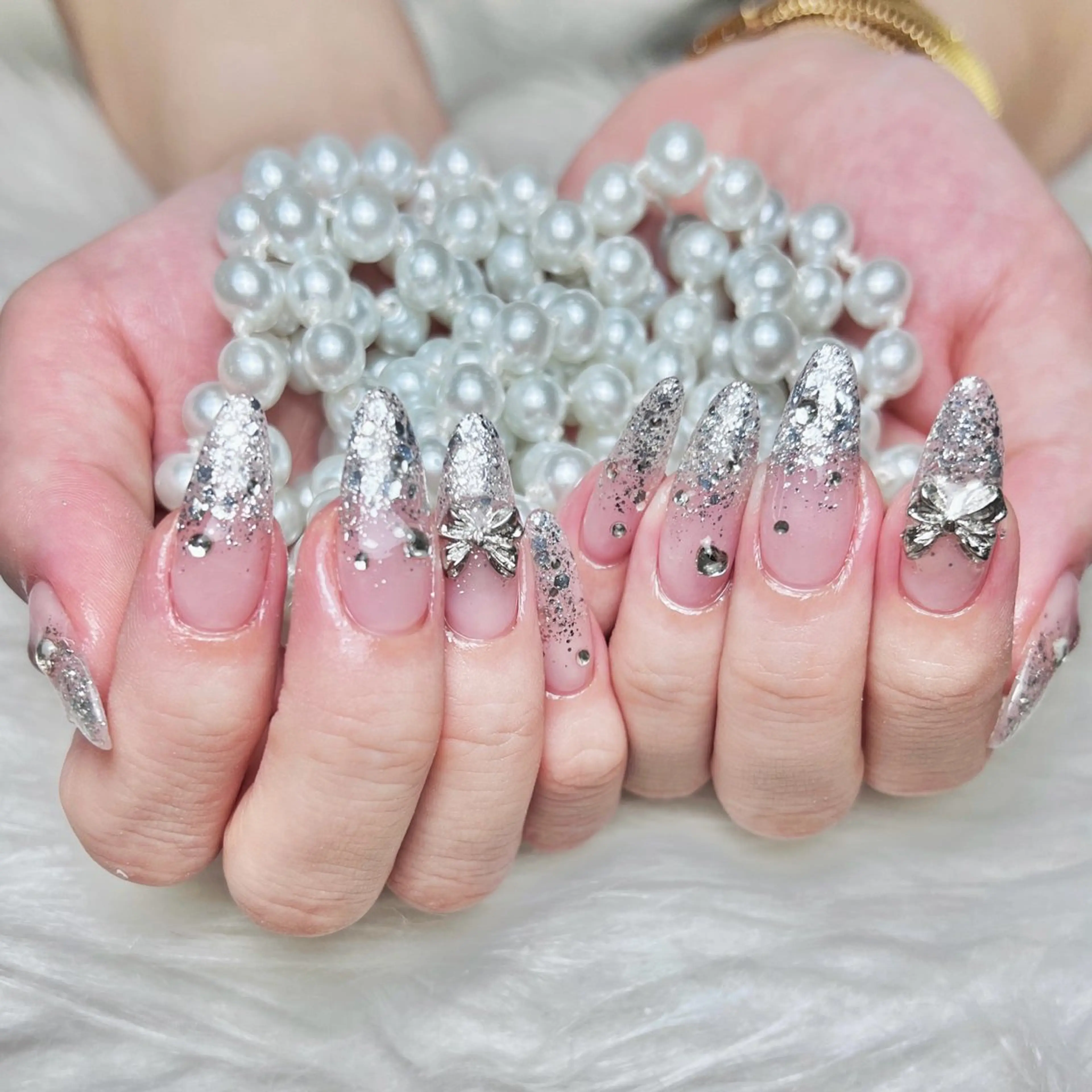 ネイル チークネイル ジェルネイル キラキラネイル 韓国ネイル マグネットネイル ハンドネイル DR Nail 新宿所属・DR 💅のネイルデザイン