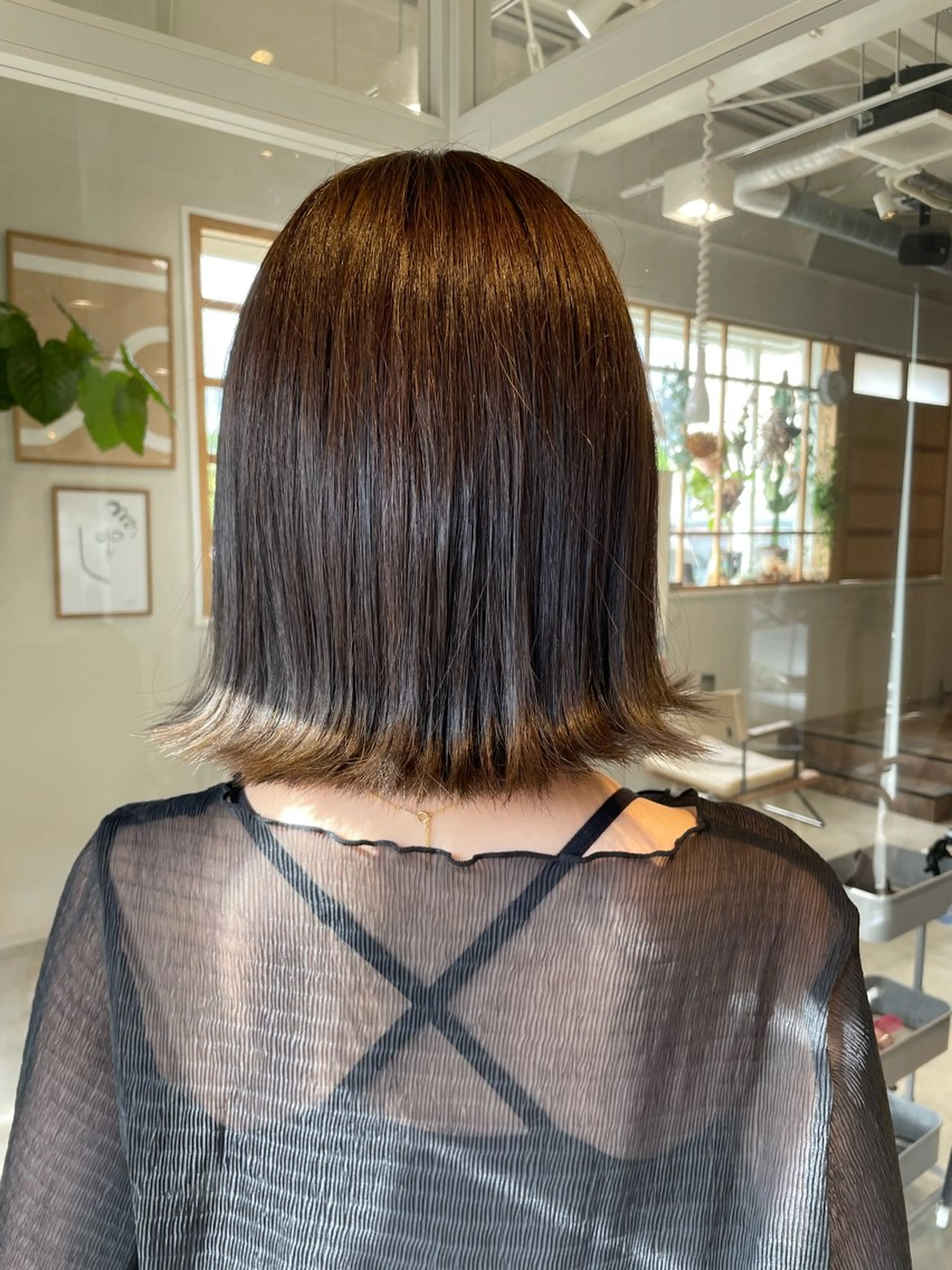 ミディアム カラー オリーブカラー ヘアカラー 小林 杏莉のヘアスタイル