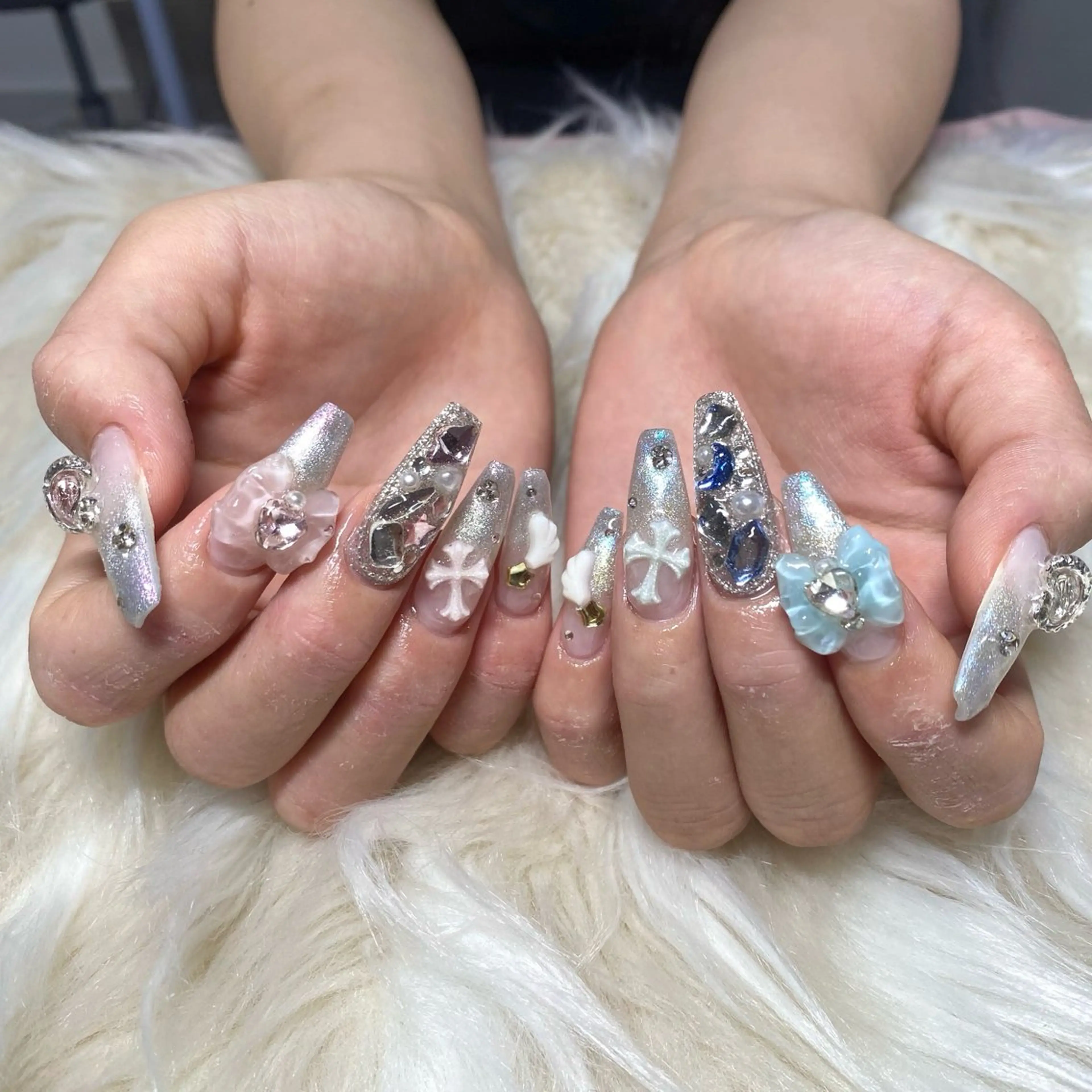 ネイル 長さ出し フレンチネイル ジェルネイル グラデーション 韓国ネイル ハンドネイル Nail&eye Belire 新宿のネイルデザイン