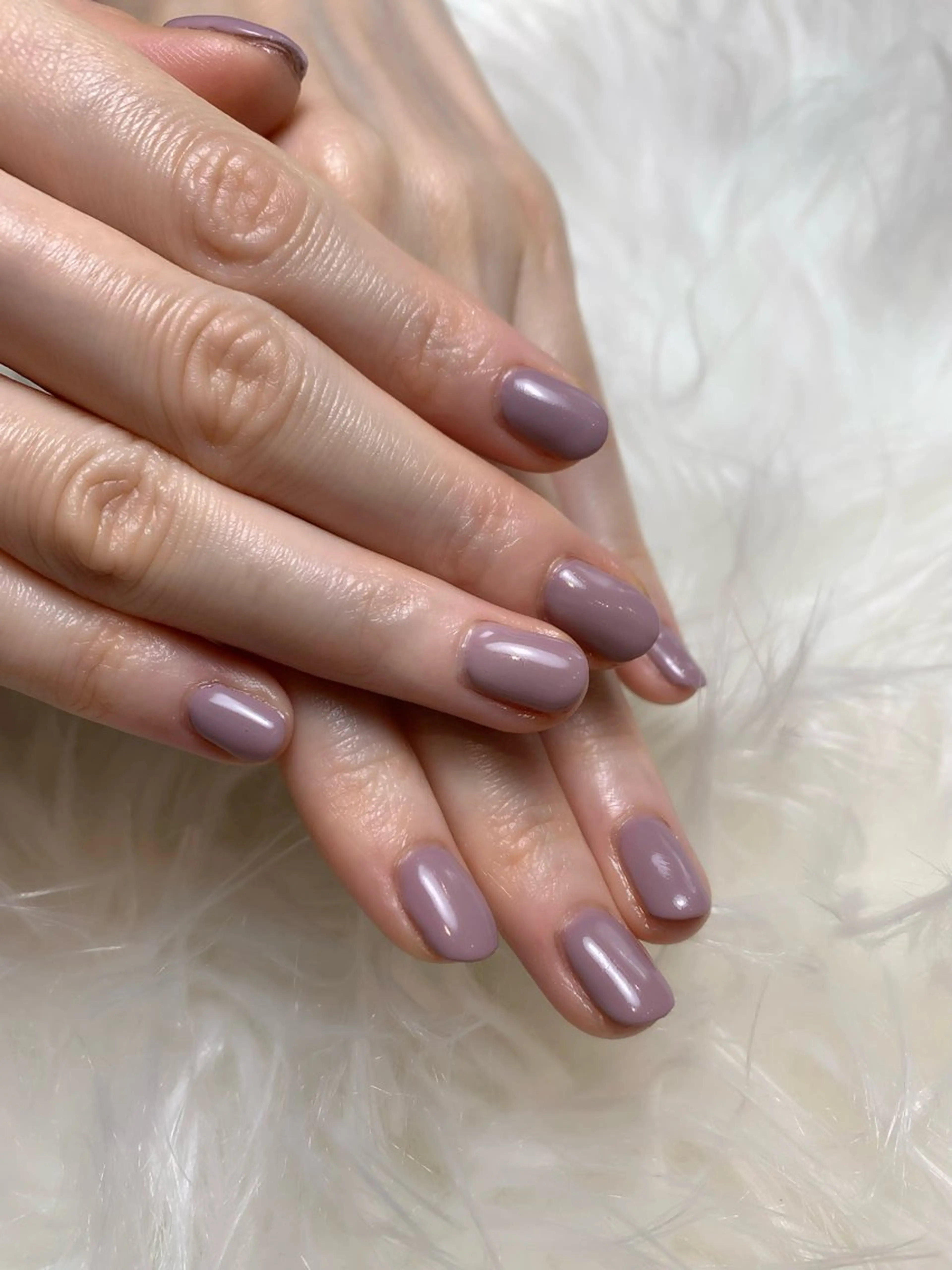 ネイル ワンカラーネイル LadyLuck Ayanoのネイルデザイン