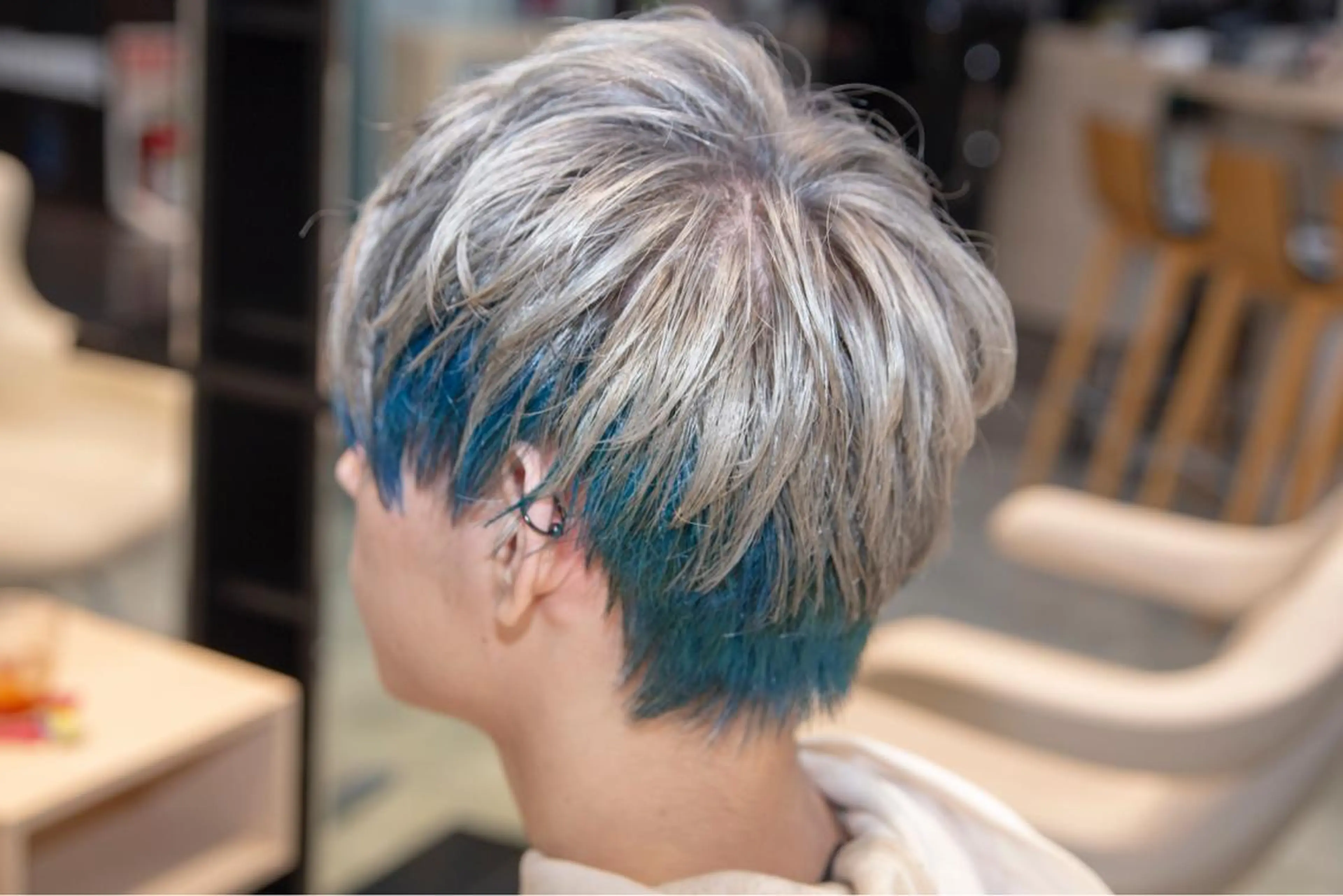 ショート カラー Re:ta Hair 飯田淳平のヘアスタイル