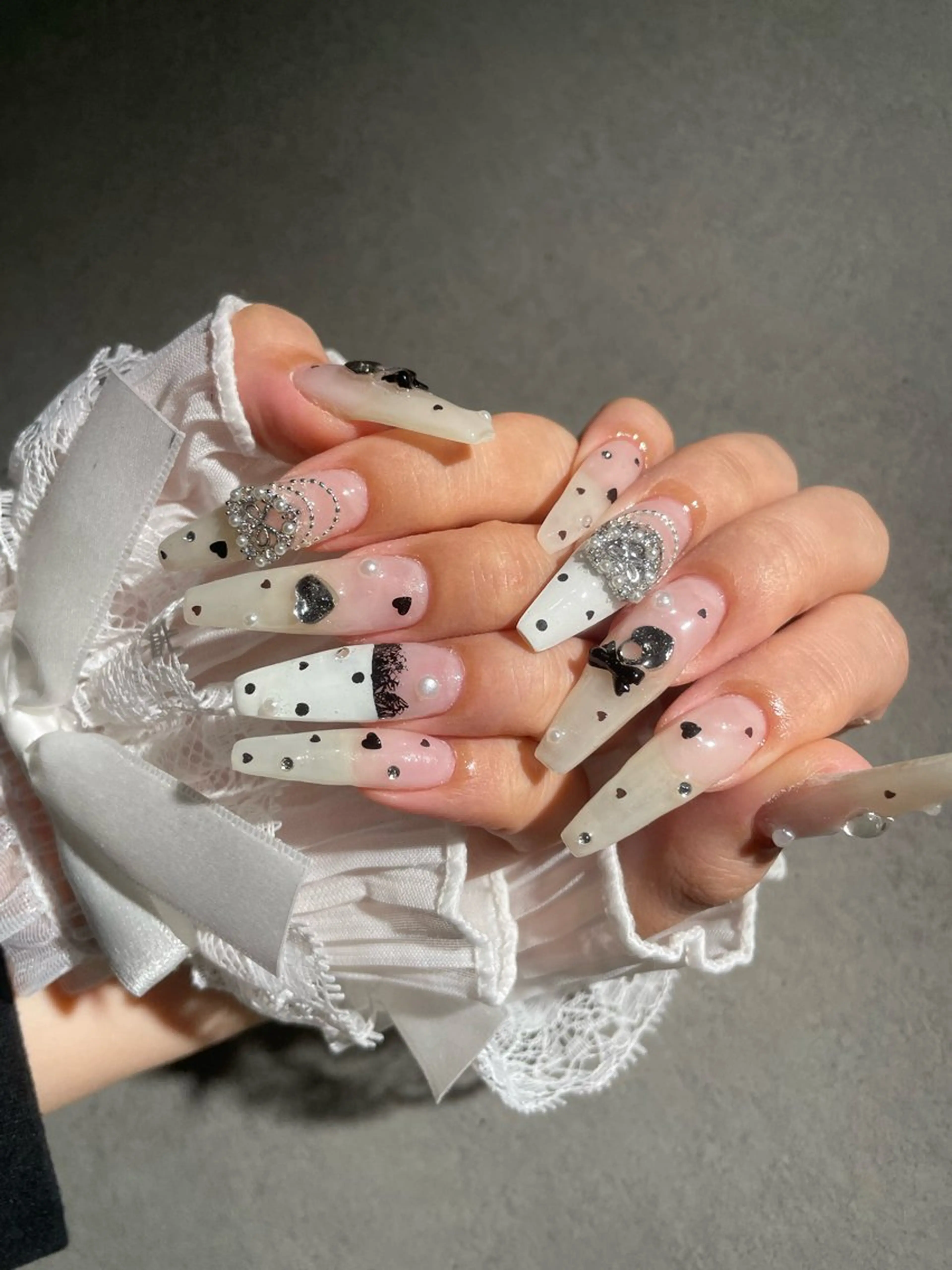 ネイル ハンドネイル I-nail Moeのネイルデザイン