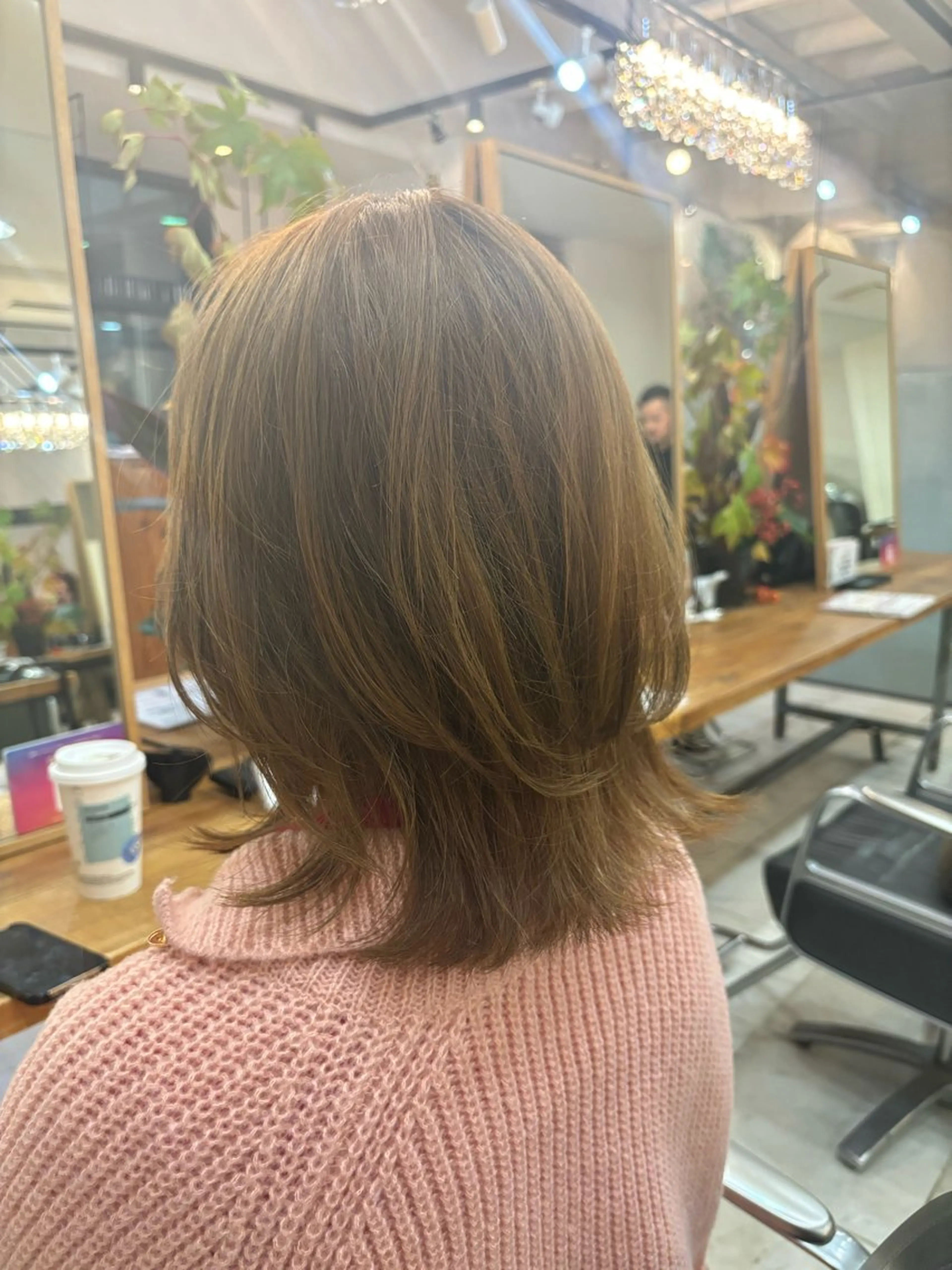 ミディアム ボブ レイヤーカット 札幌美容室ヴェリテ 渡邊 龍政のヘアスタイル