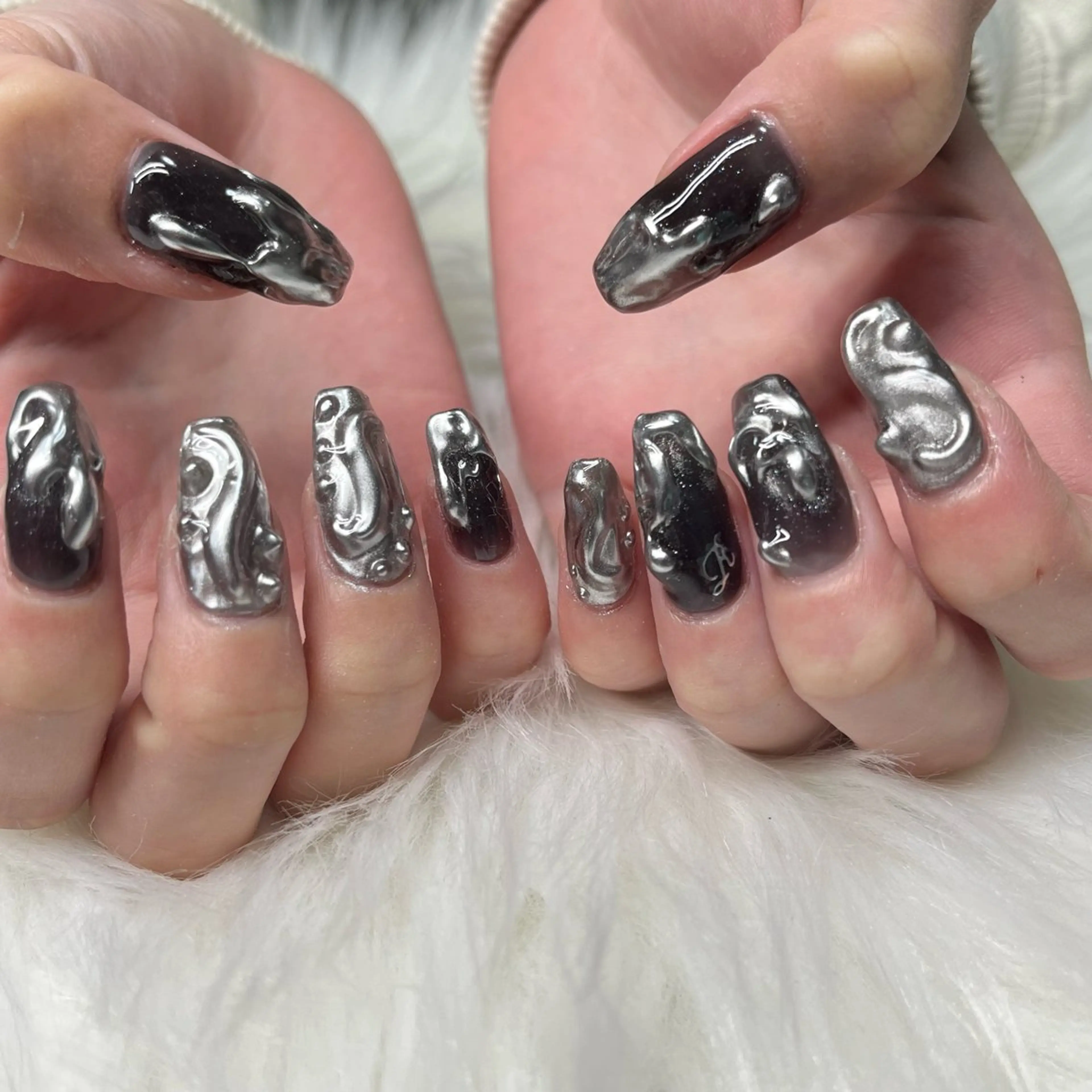 ネイル アートネイル キラキラネイル 韓国ネイル ラメ(グリッター) ロングネイル ハンドネイル 🐕‍🦺Yappy 💗A-tanのネイルデザイン