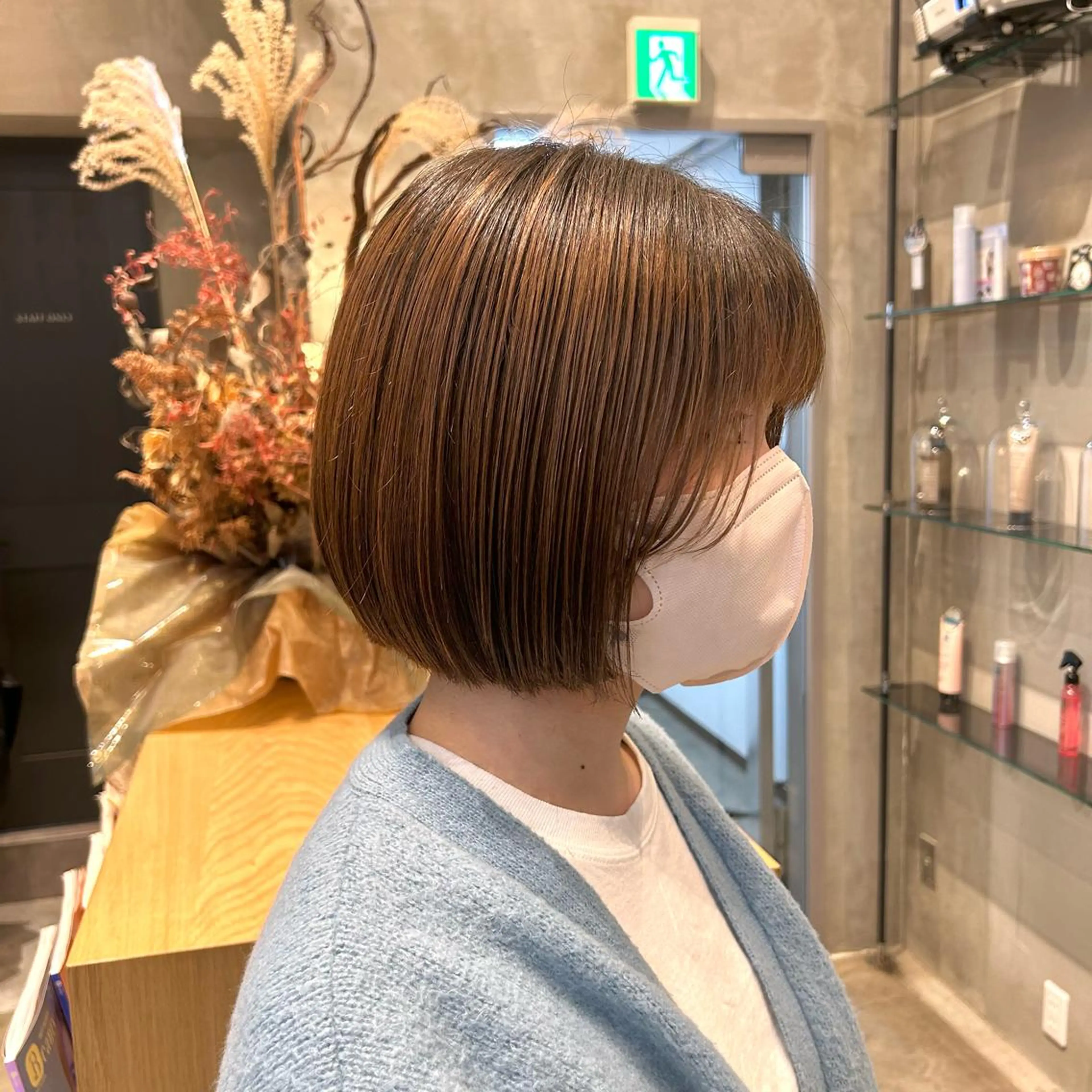 ショート 似合わせレイヤー・ボ ブ タナカ レイヤのヘアスタイル