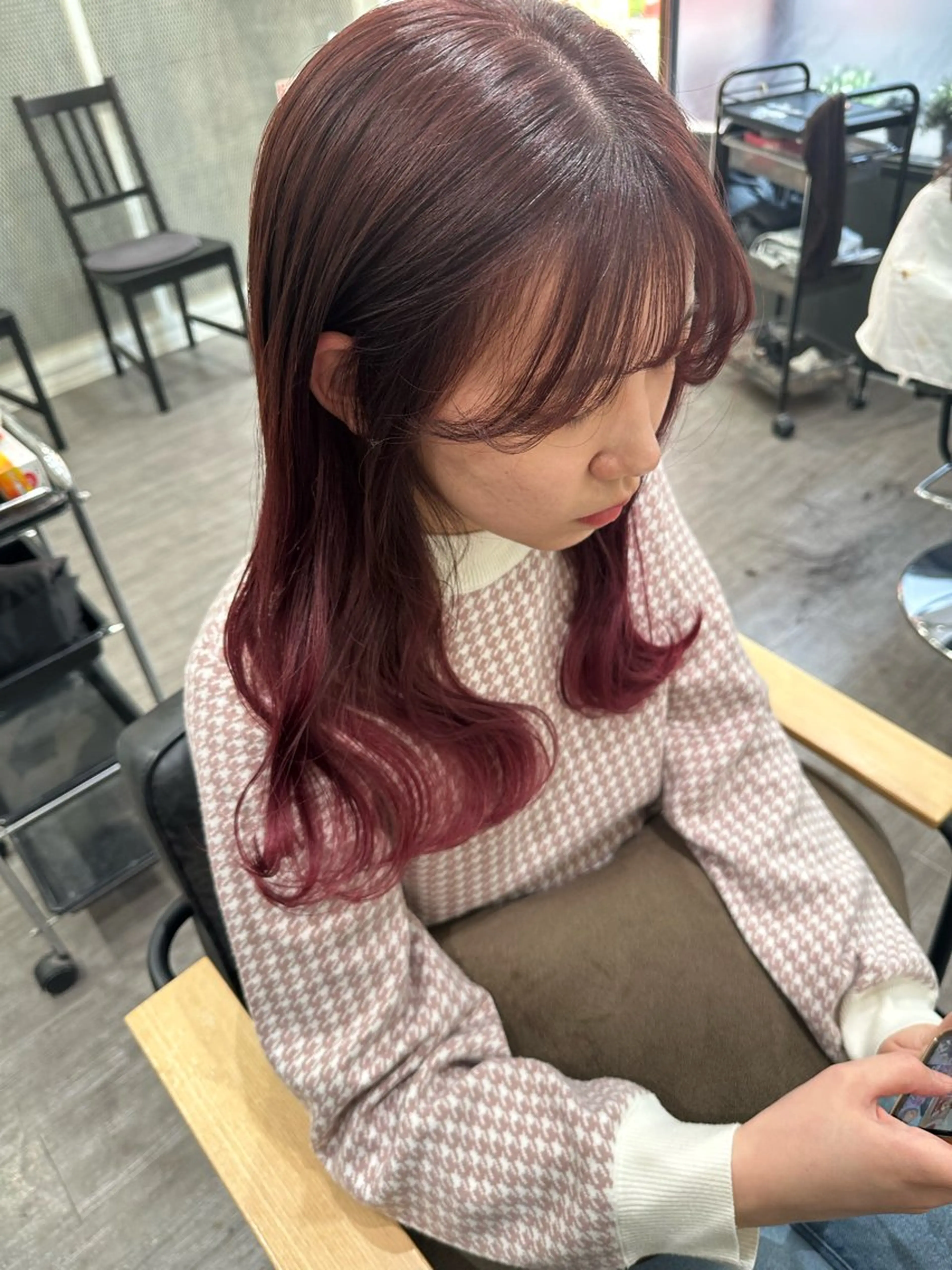 セミロング カラー ピンクカラー ローズカラー カット ヘアカラー トリートメント 艶髪レイヤー上田 紗也🇰🇷💗のヘアスタイル