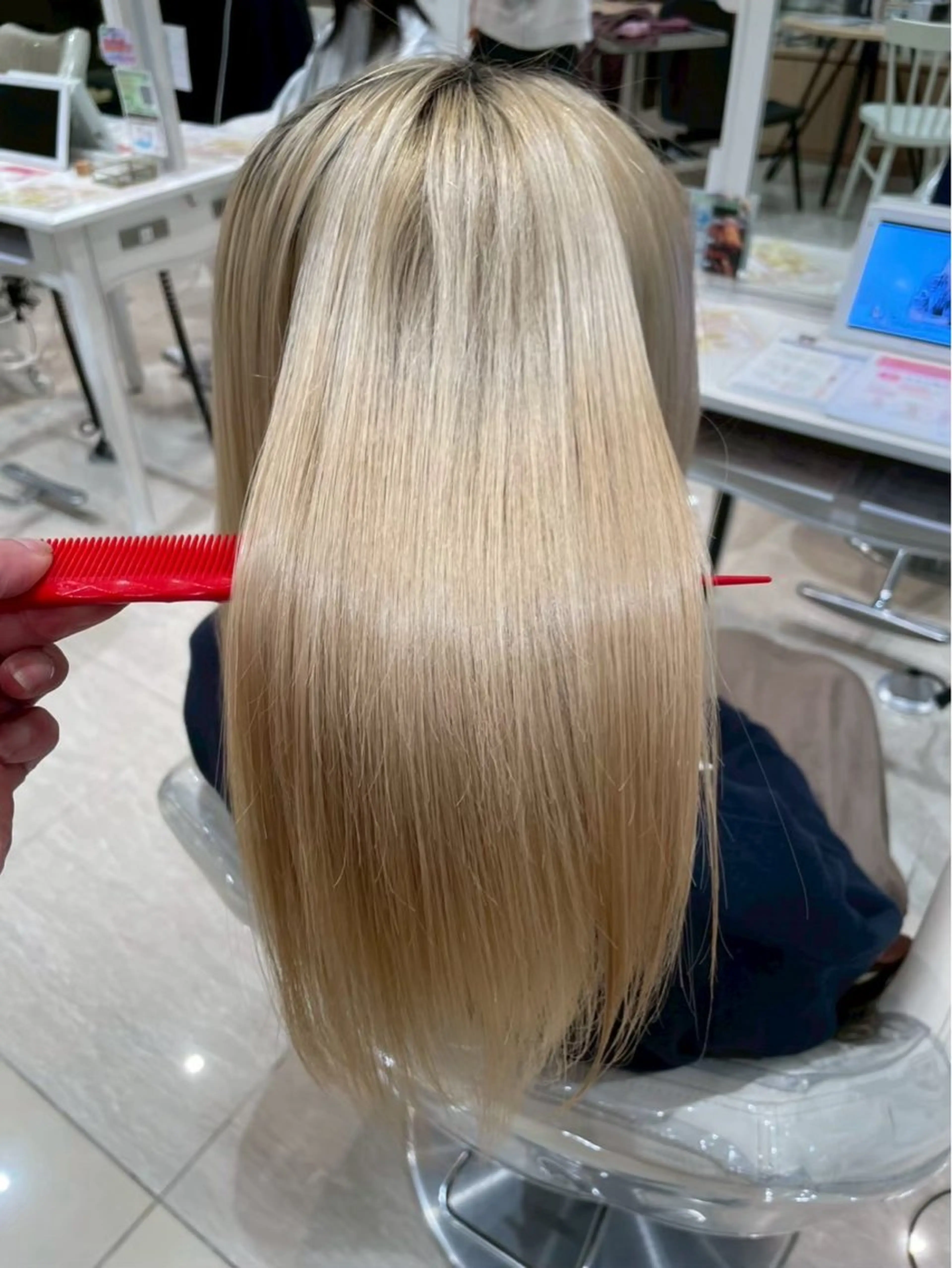 【酸性ストレート】髪質改善酸性ストレート+クイックトリートメントの写真