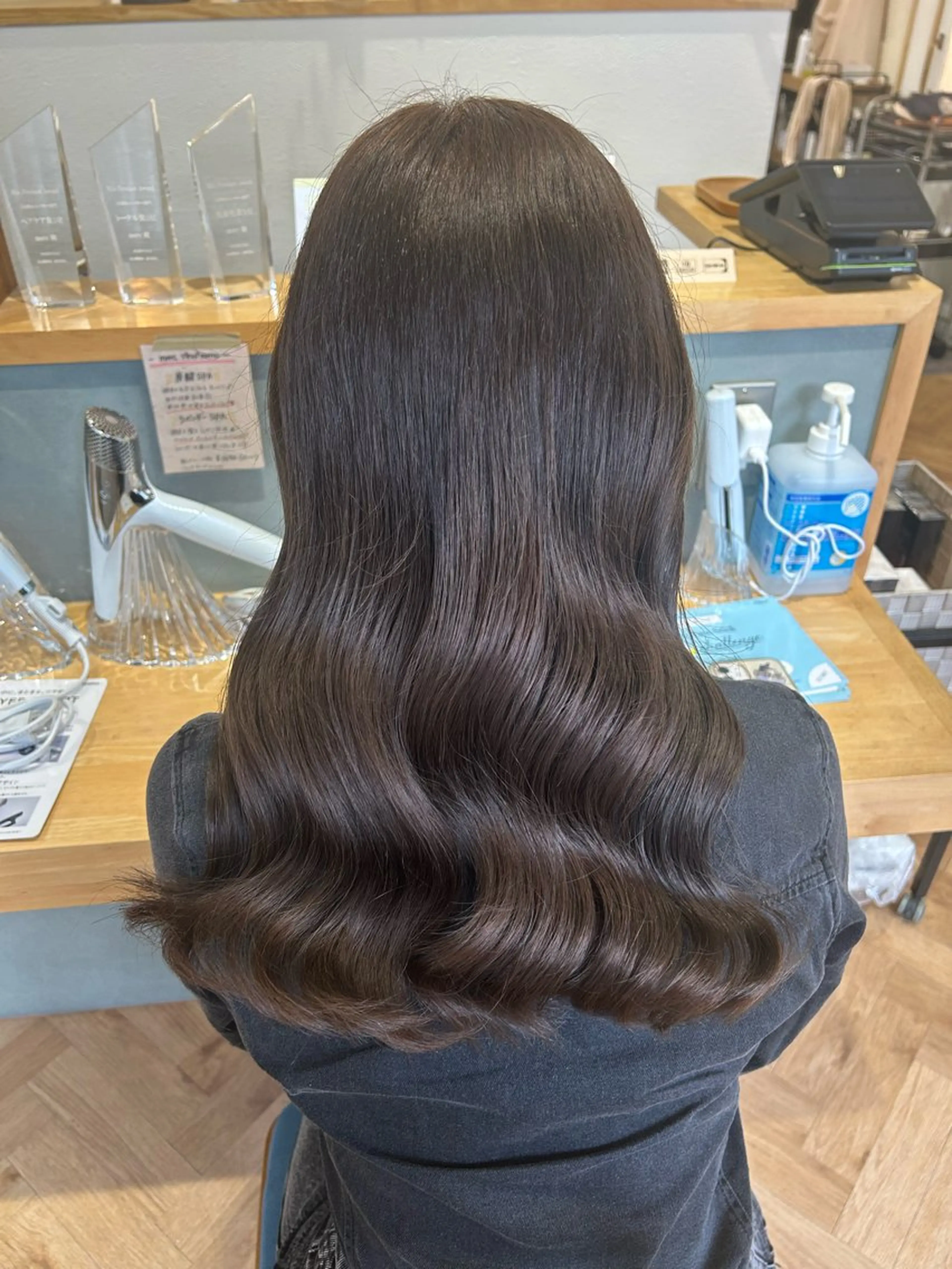 ロング カラー ヘアカラー merc.🕊大西‎ 香瑚のヘアスタイル