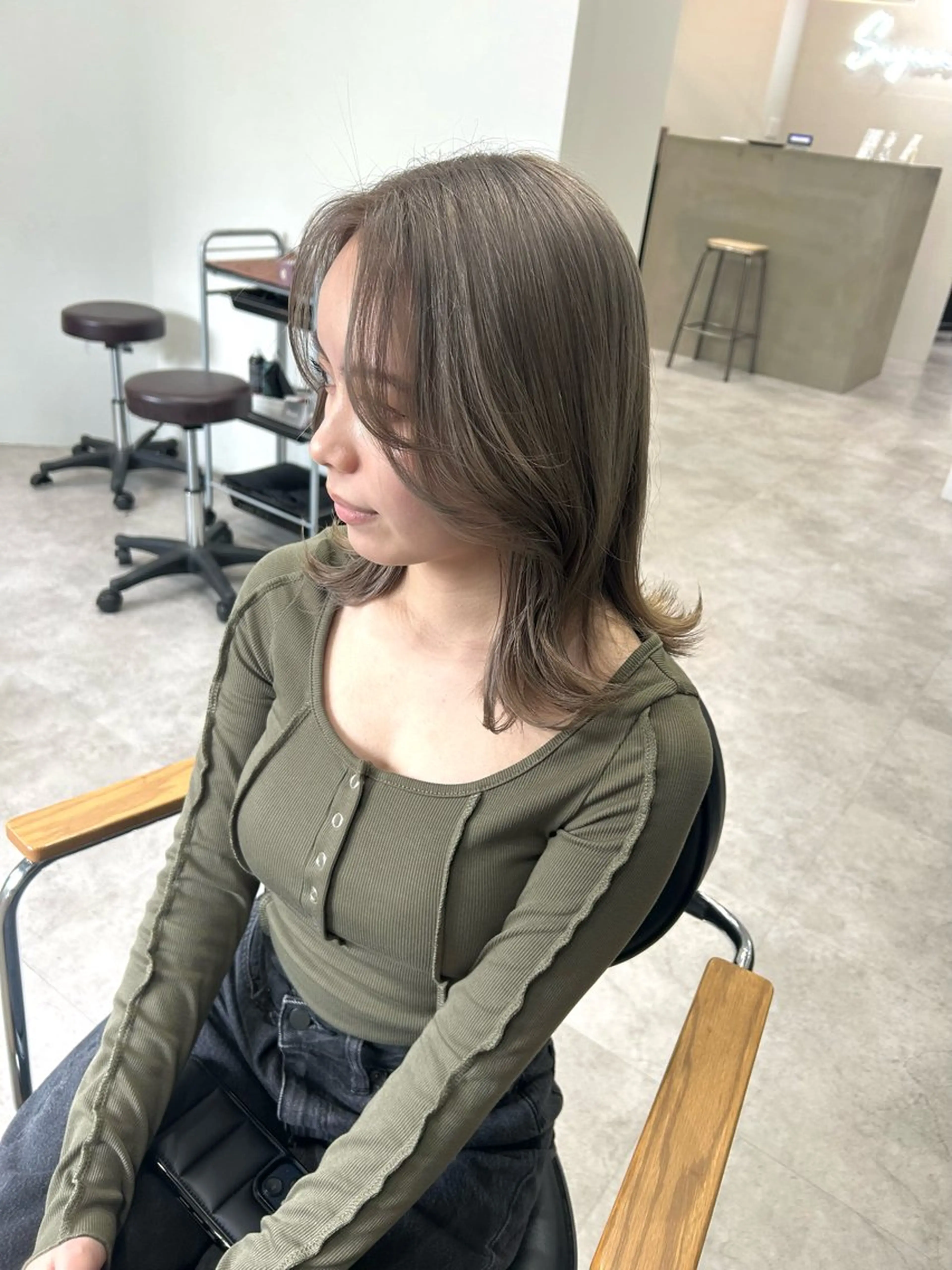 ミディアム カラー ヘアアレンジ ブリーチ グレージュ ヘアカラー ボブ /ニュアンス/ satomi🧸💖のヘアスタイル