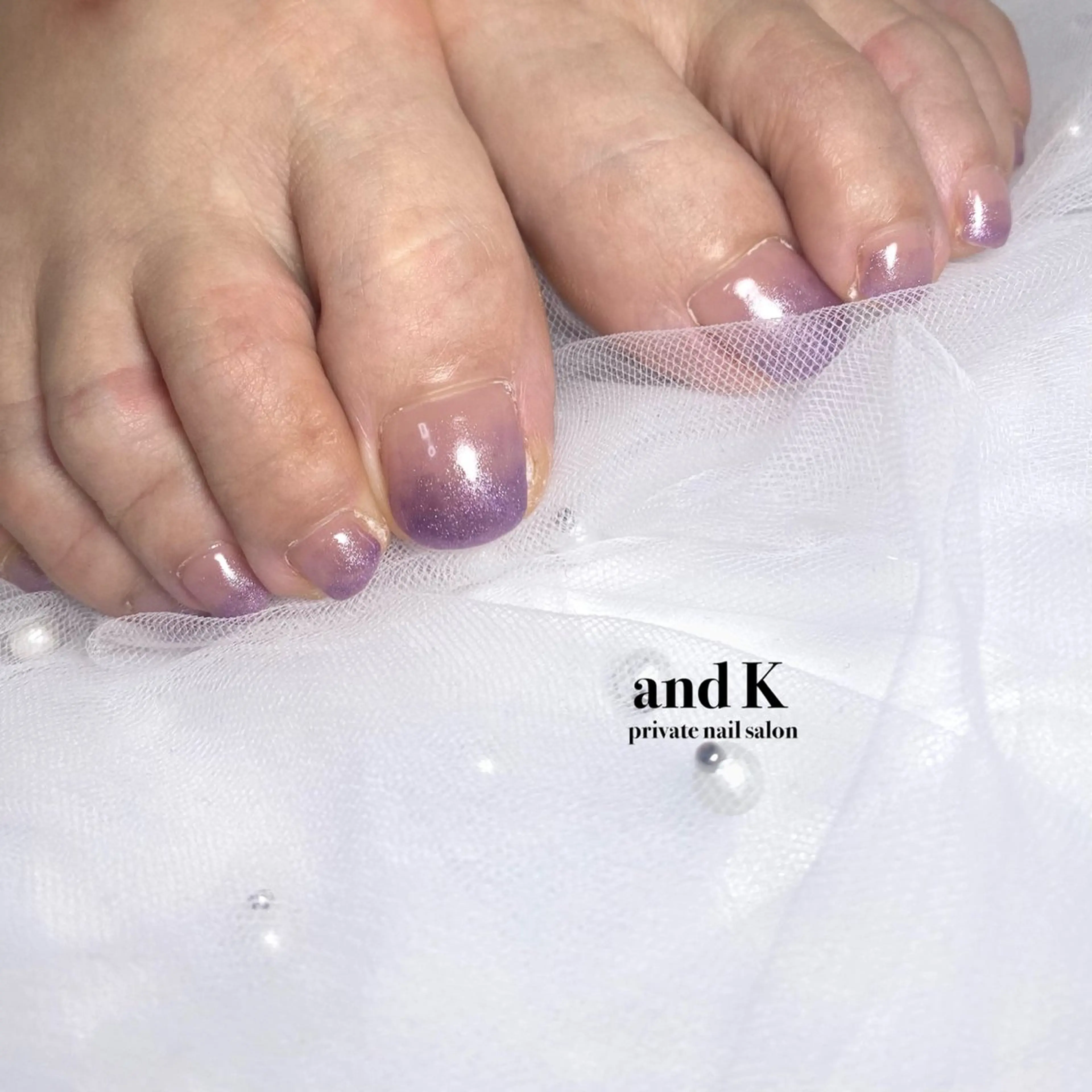 ネイル フットネイル グラデーション ラメ(グリッター) ラメグラデーション andK nail salonのネイルデザイン