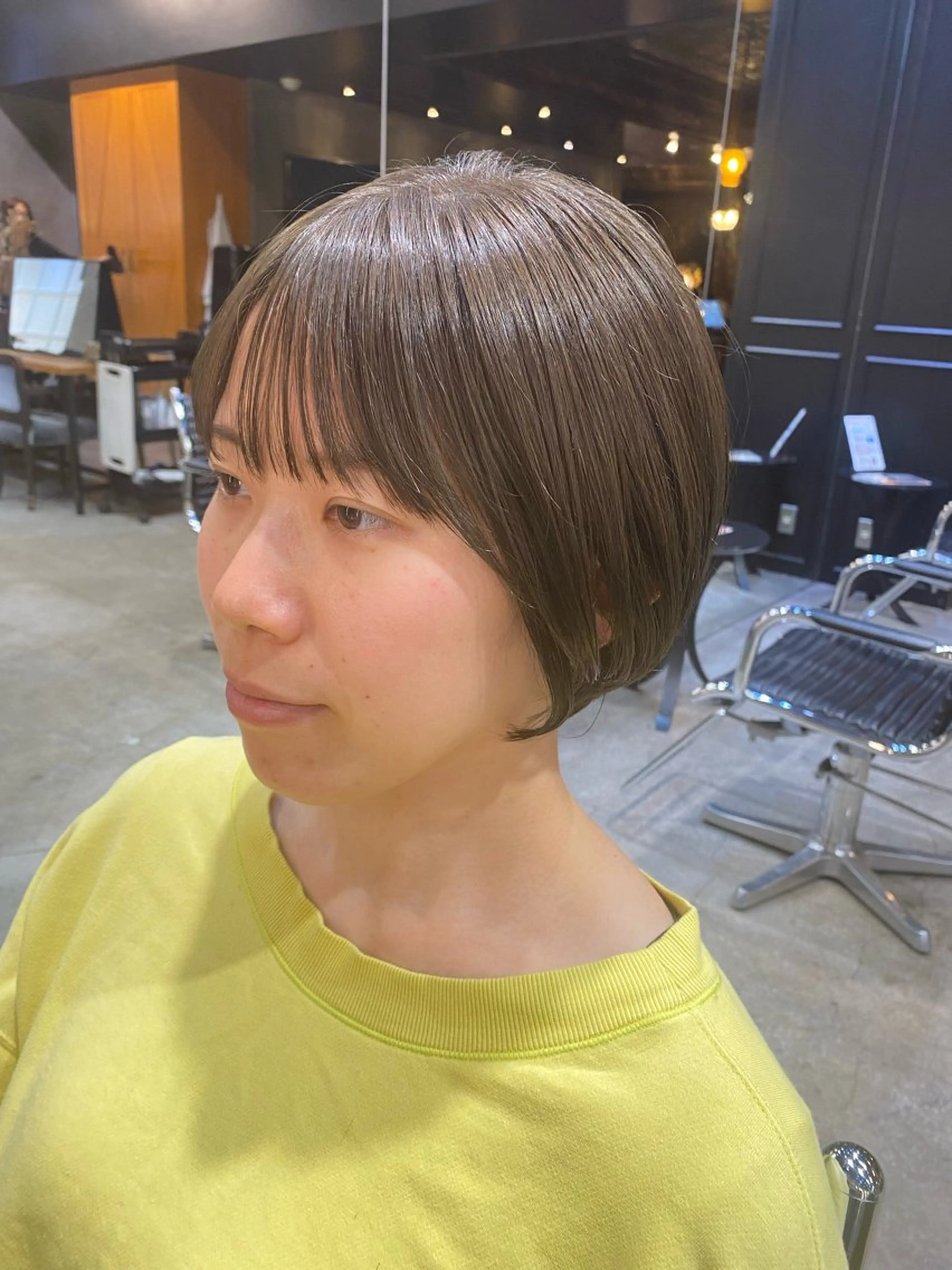 ショート カラー ショートボブ グレージュ カーキグレージュ ボブ ショートヘア カット ヘアカラー トリートメント 透明感カラー🌿 グレージュ🐺陽介のヘアスタイル