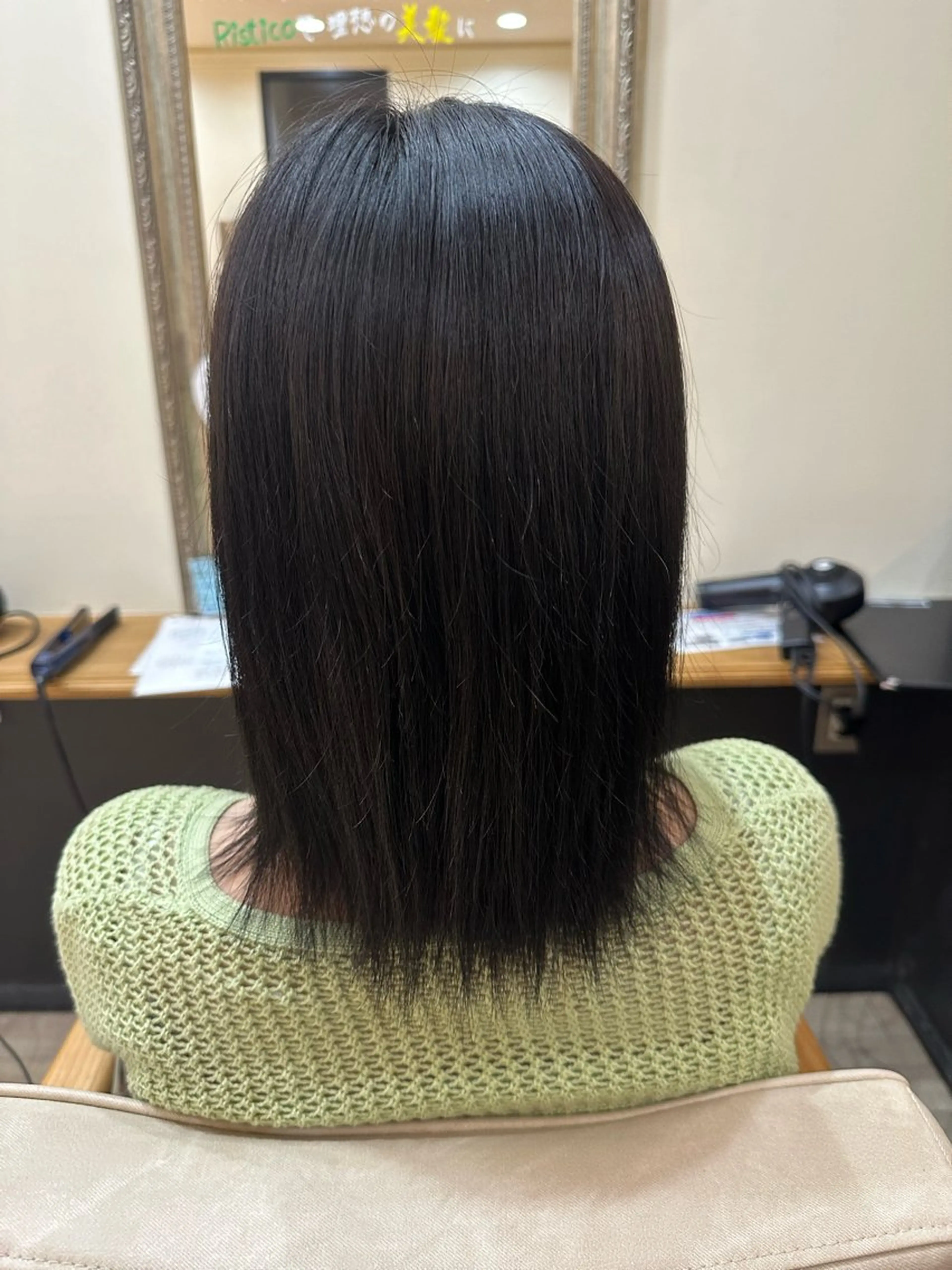 ミディアム かのん 🌸 Lis briileのヘアスタイル