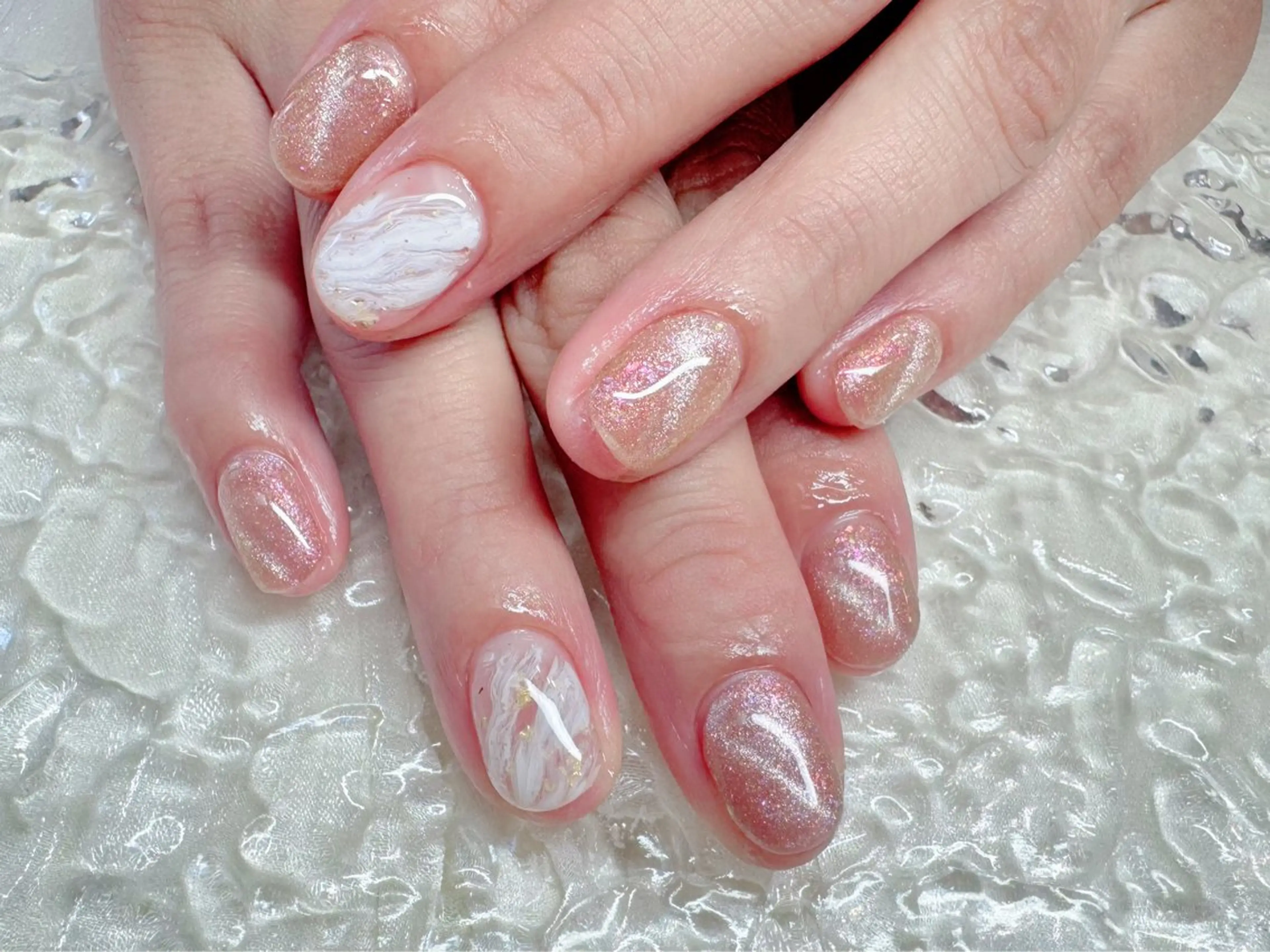 ネイル ハンドネイル マジック ミラーのネイルデザイン